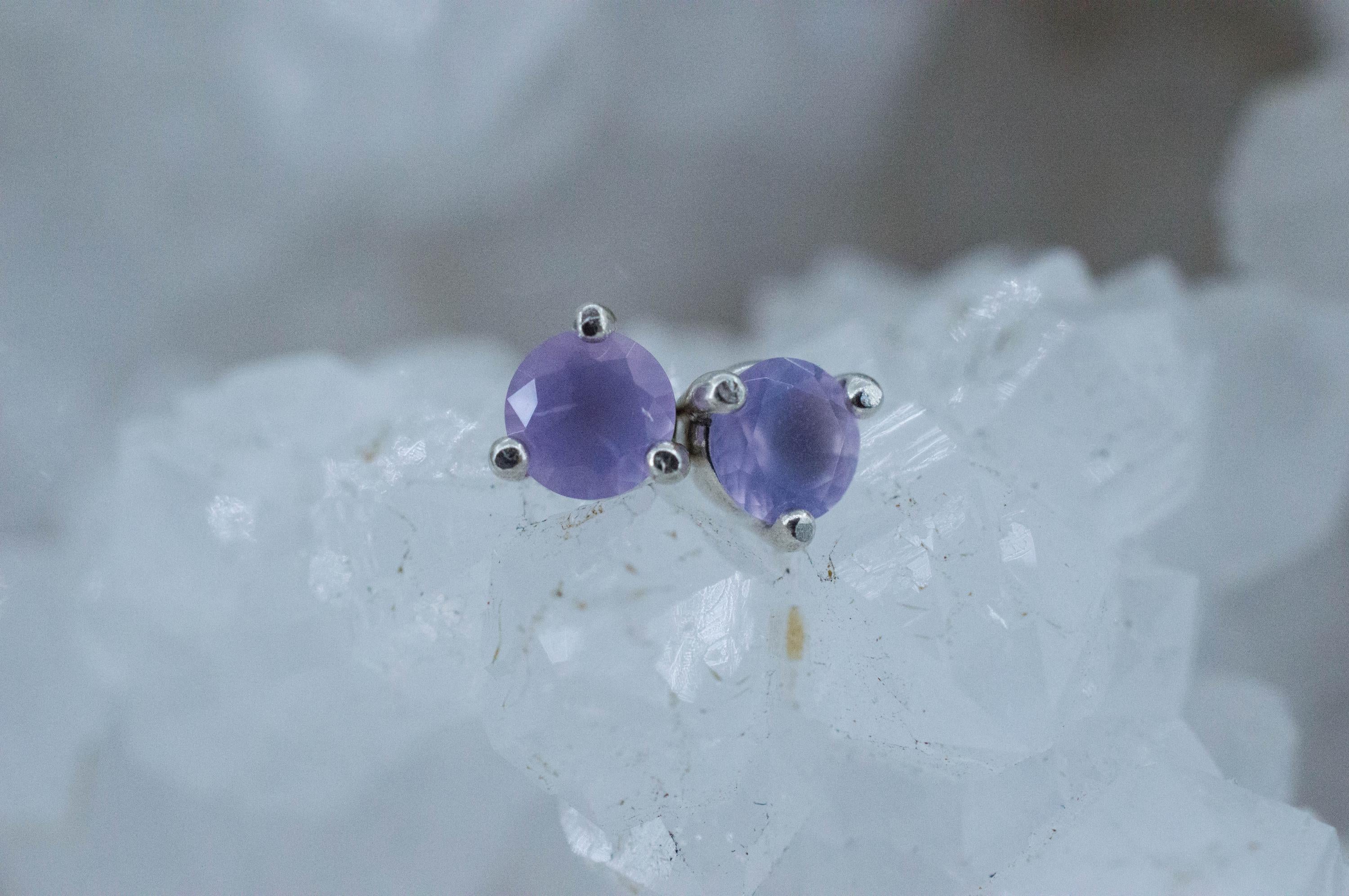 Holly Blue Agate Earrings; Natural Untreated Oregon Holley Agate; 0.410cts - Mark Oliver Gems