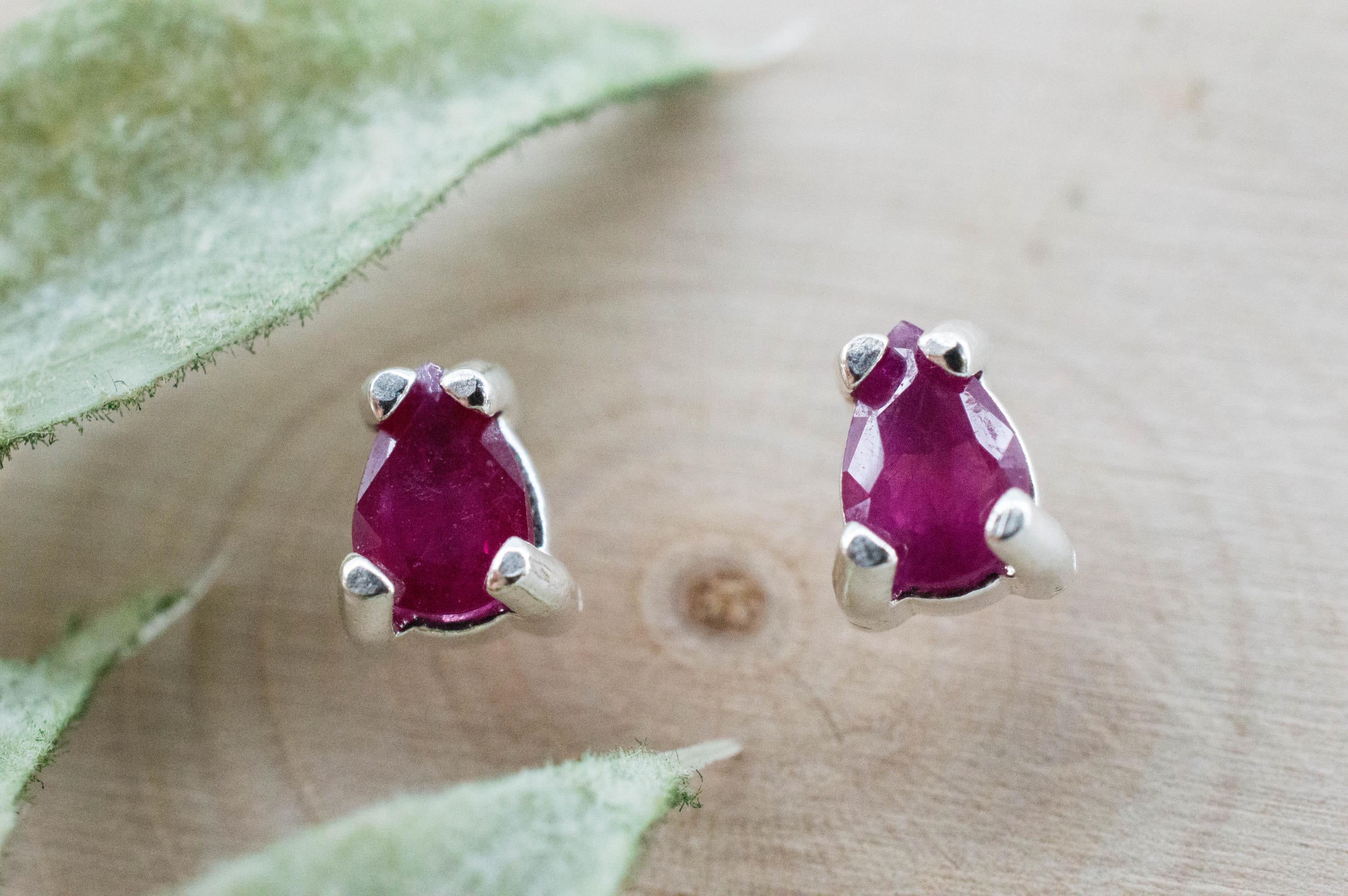 Ruby Earrings; Natural India Ruby; 0.660cts - Mark Oliver Gems