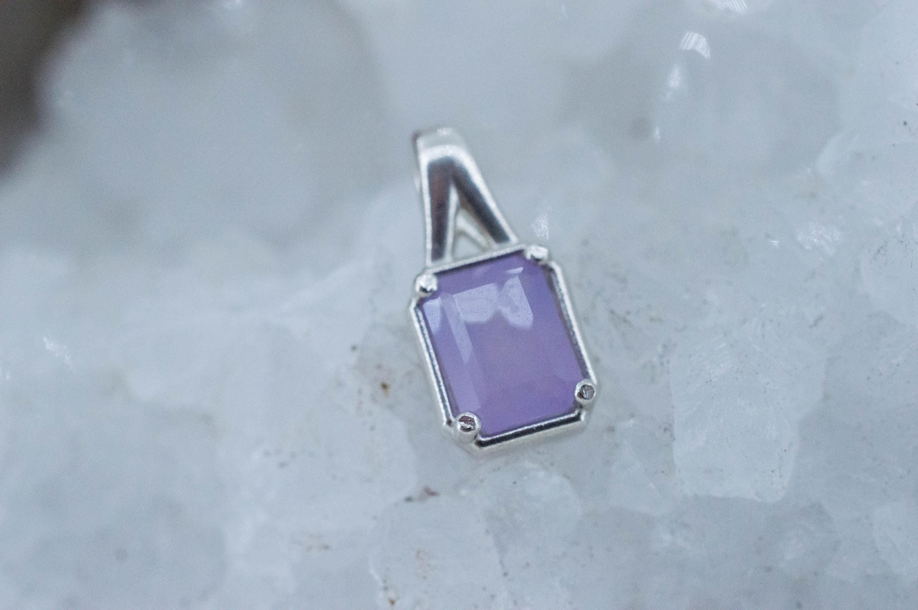 Holly Blue Agate Pendant; Natural Untreated Oregon Holley Agate; 1.390cts