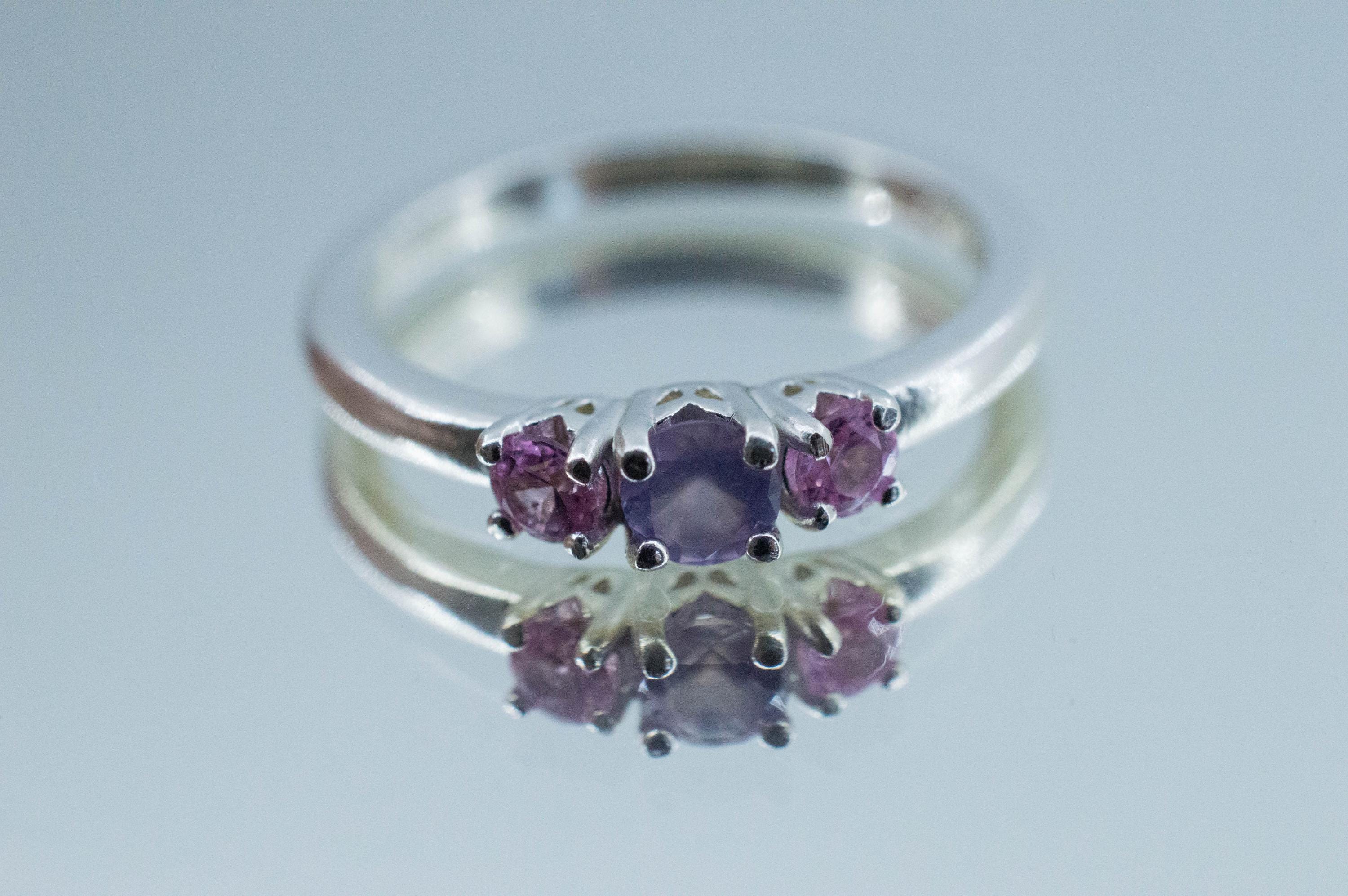 Holly Blue Agate Ring; Natural Untreated Oregon Holley Agate and Pink Sapphire - Mark Oliver Gems