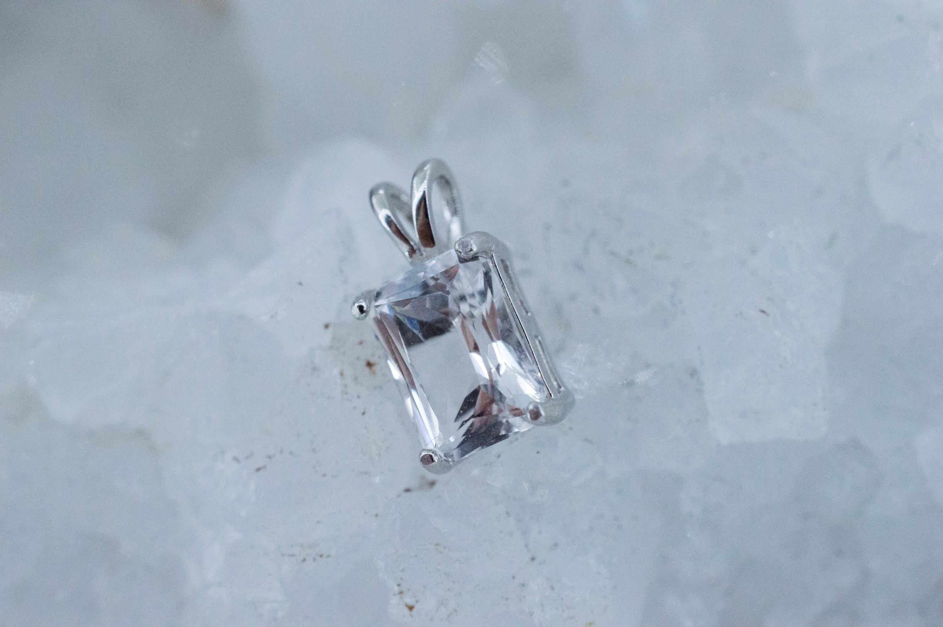 Danburite Pendant; Natural Untreated Mexico Danburite; 1.540cts