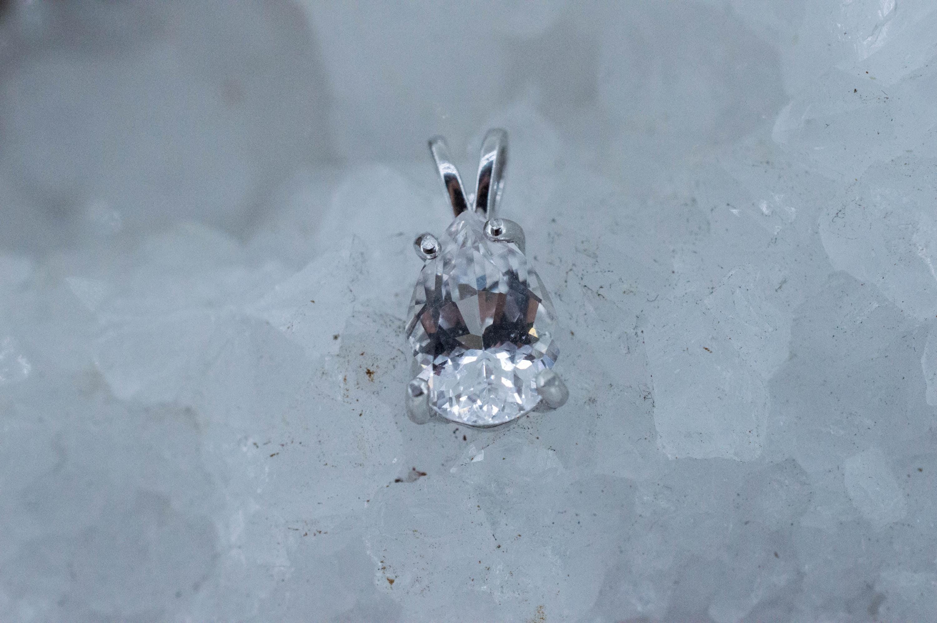 Danburite Pendant; Natural Untreated Mexico Danburite; 2.500cts