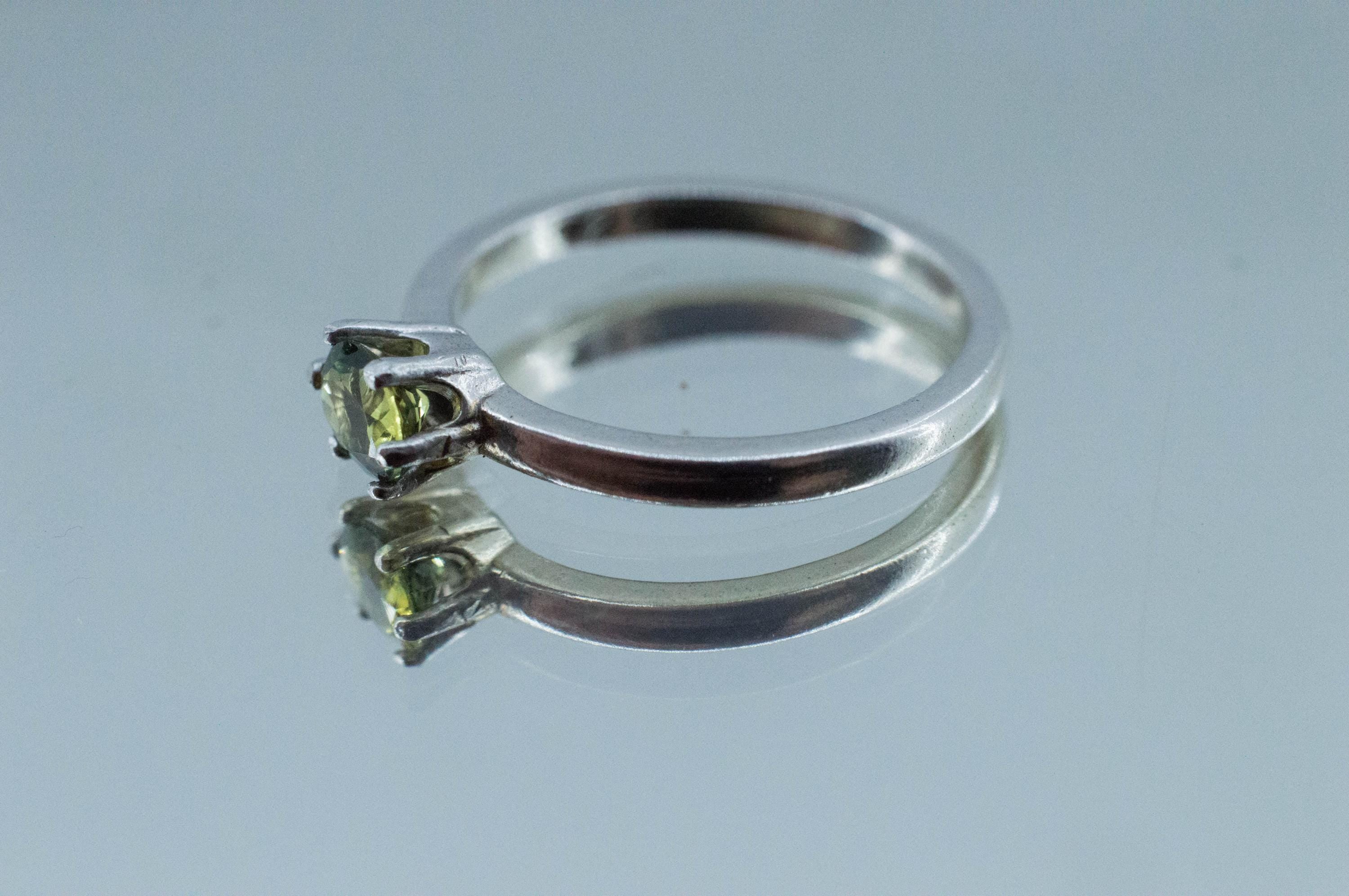 Biashara Sapphire Ring, Natural Untreated Kenya Sapphire; 0.450cts