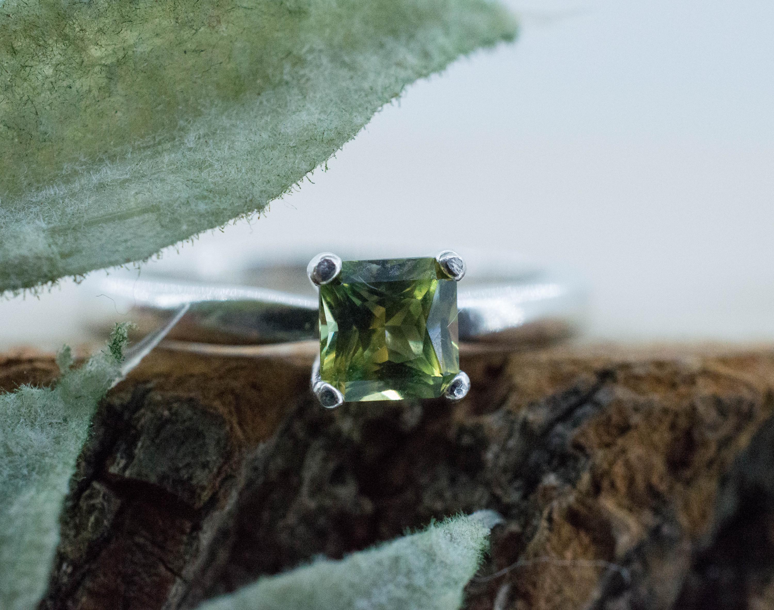 Biashara Sapphire Ring, Natural Untreated Kenya Sapphire; 0.600cts