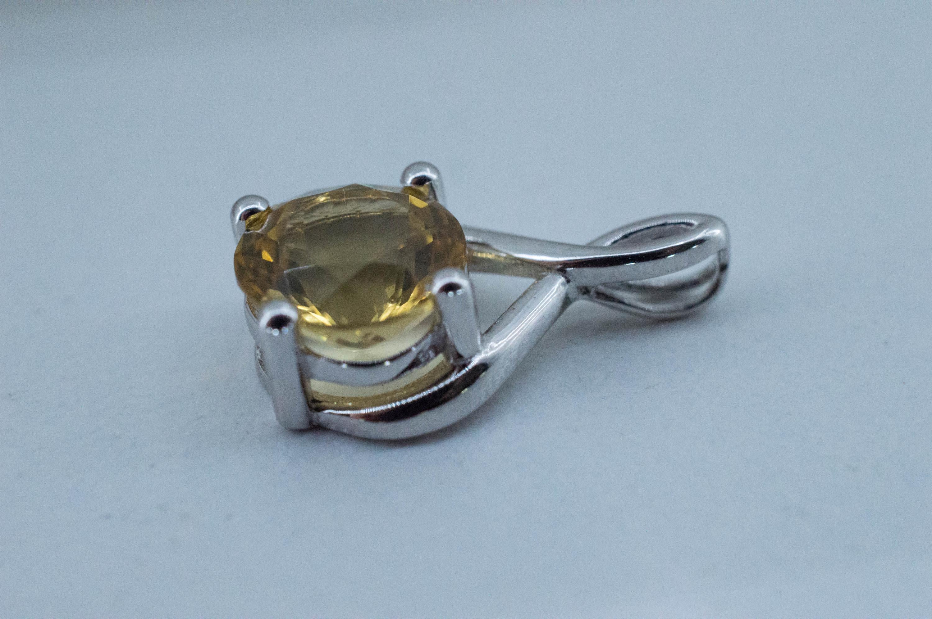 Citrine Pendant; Natural Untreated Congo Citrine; 1.710cts - Mark Oliver Gems