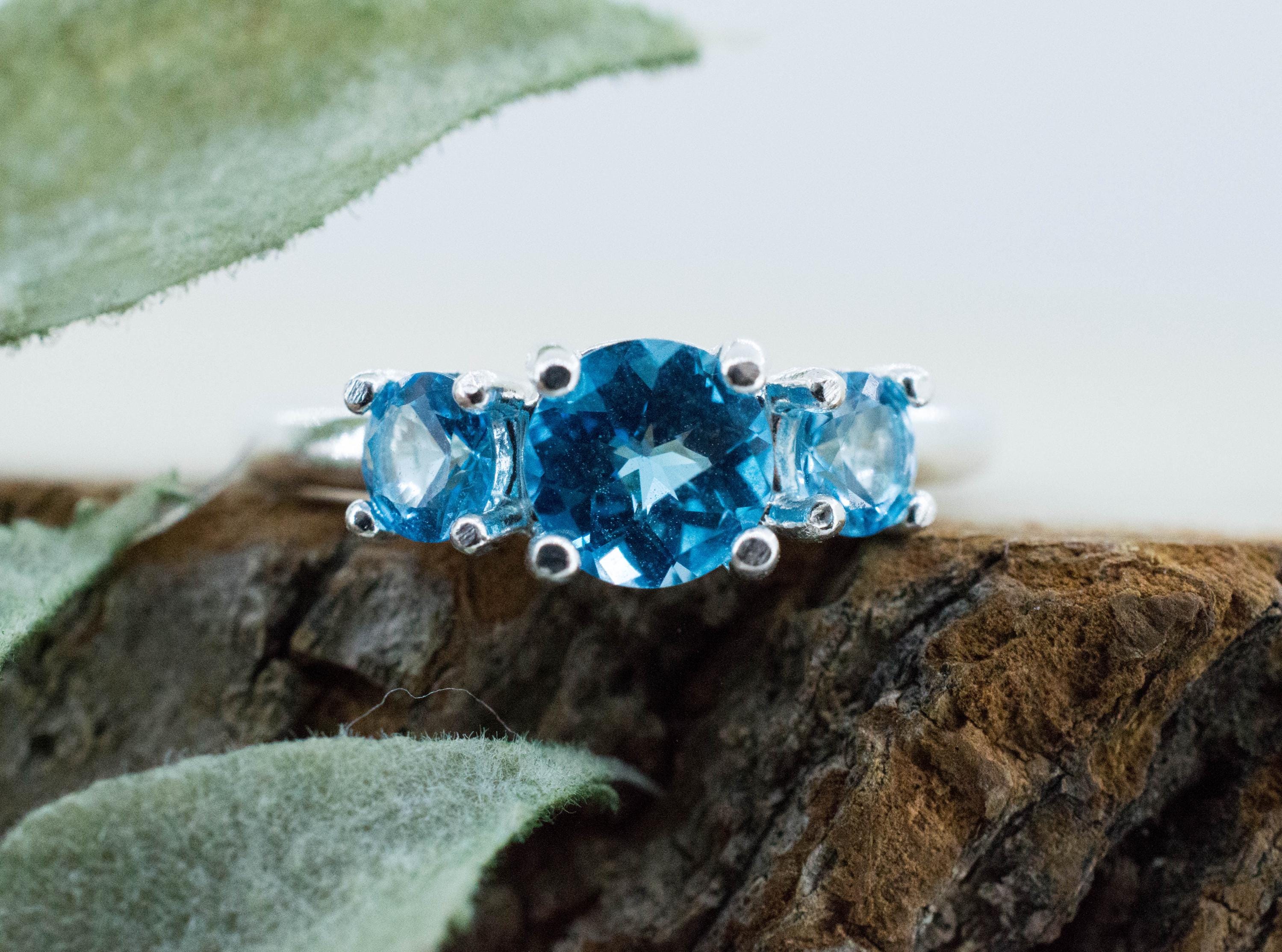 Blue Topaz Ring, Natural Brazil Topaz; 1.420cts - Mark Oliver Gems