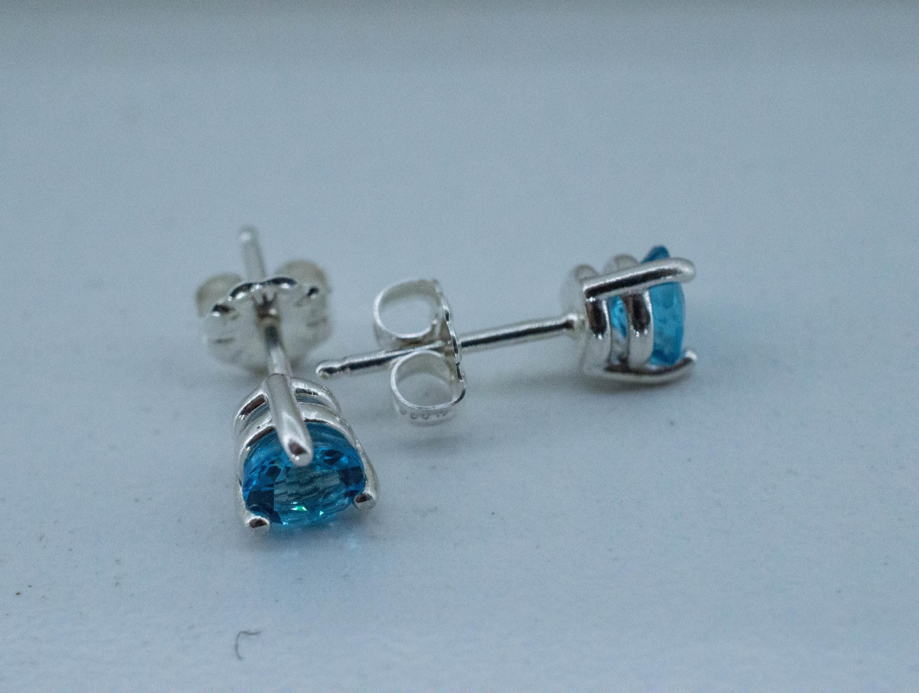 Blue Topaz Earrings; Natural Brazil Topaz; 1.095cts - Mark Oliver Gems