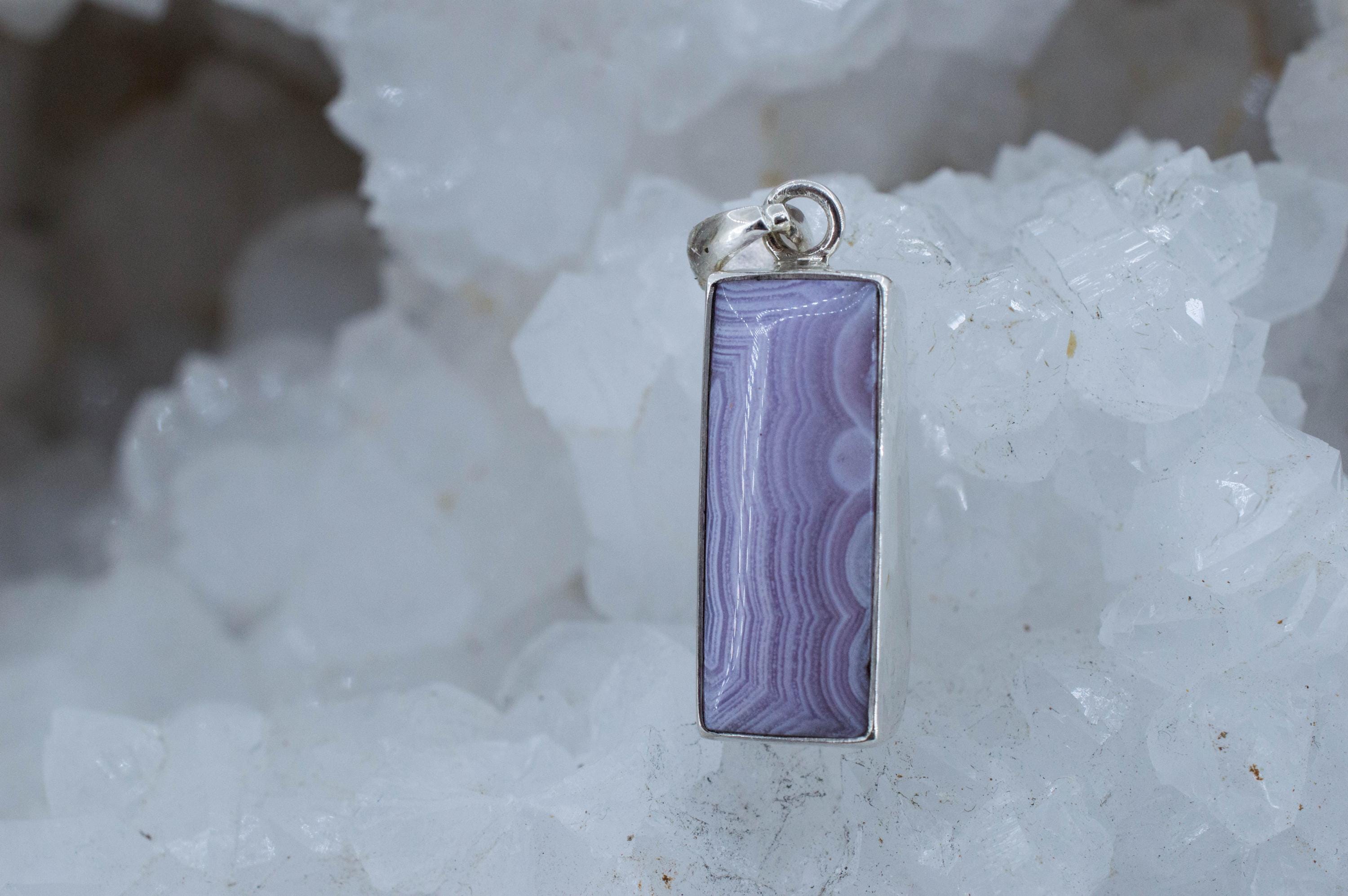 Parcelas Agate Pendant; Natural and Untreated Mexican Agate - Mark Oliver Gems