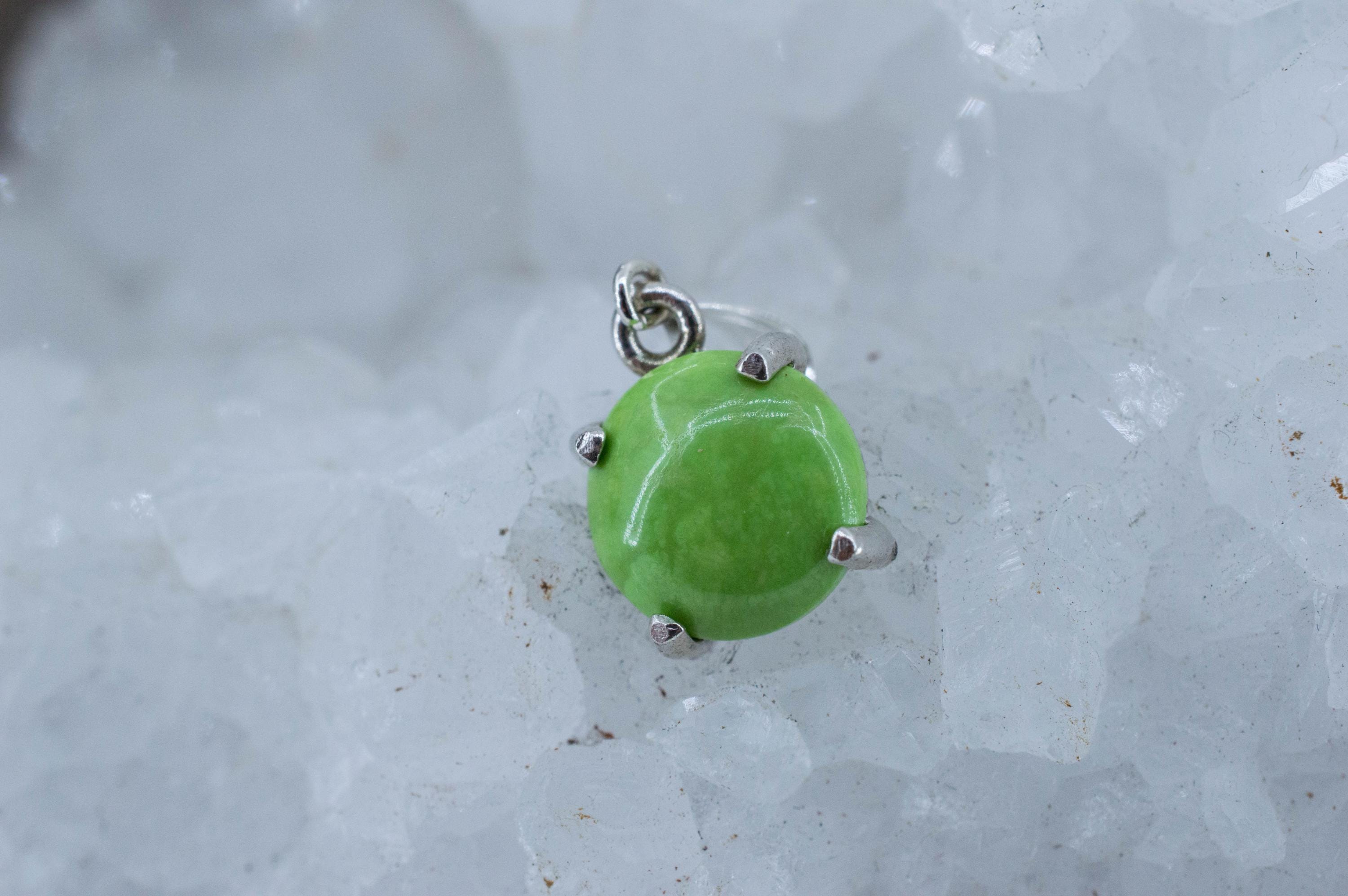 Gaspetite Pendant; Natural Untreated Australian Gaspeite; 3.000cts - Mark Oliver Gems