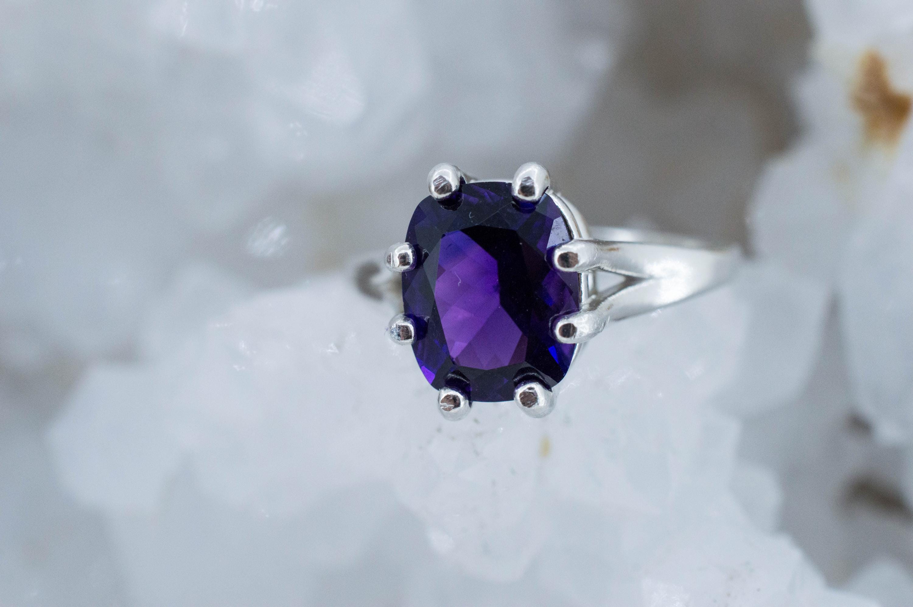 Amethyst Ring; Natural Untreated Uruguay Amethyst; 2.405cts - Mark Oliver Gems