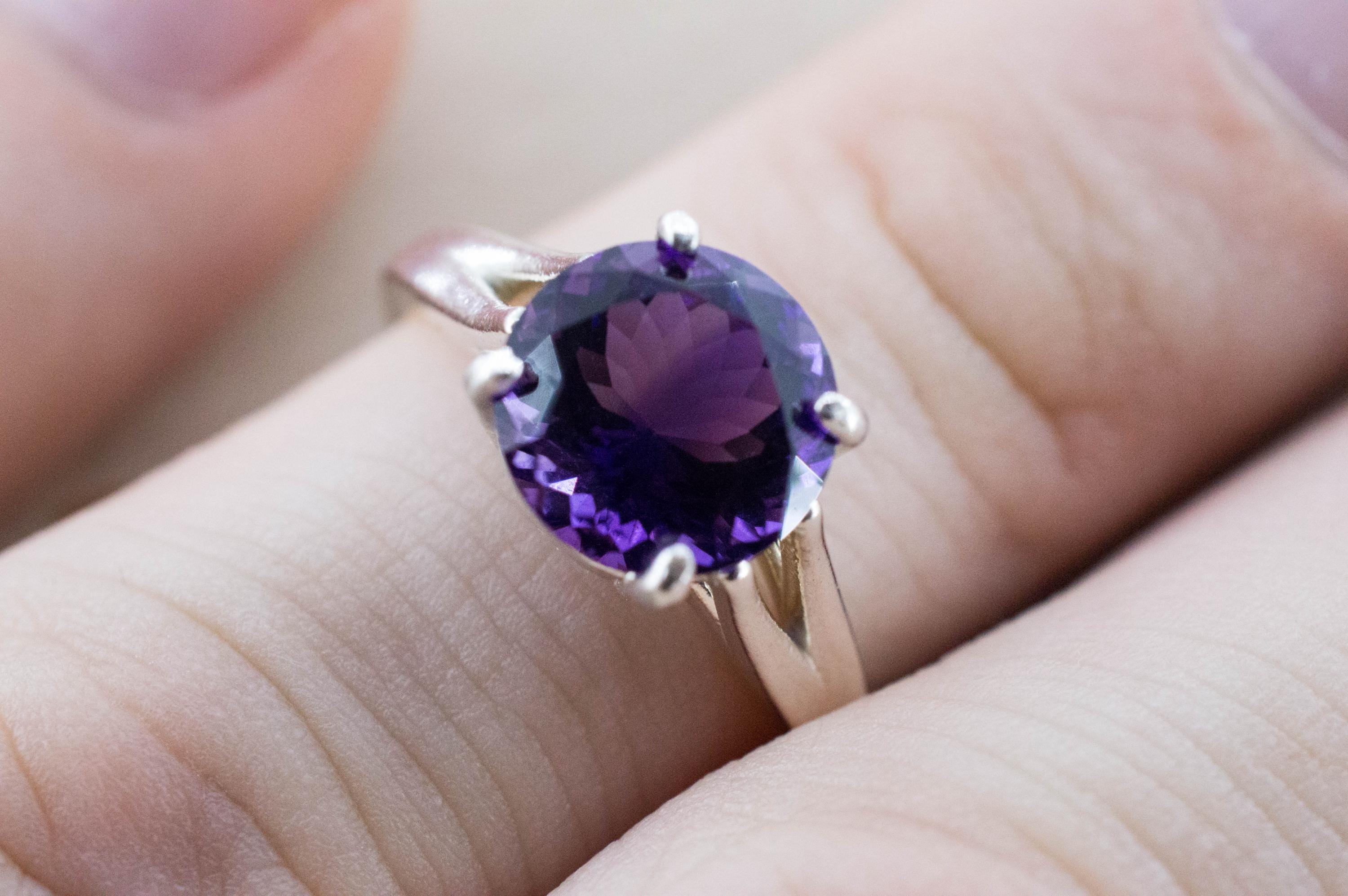 Amethyst Ring; Natural Untreated Uruguay Amethyst; 2.515cts - Mark Oliver Gems