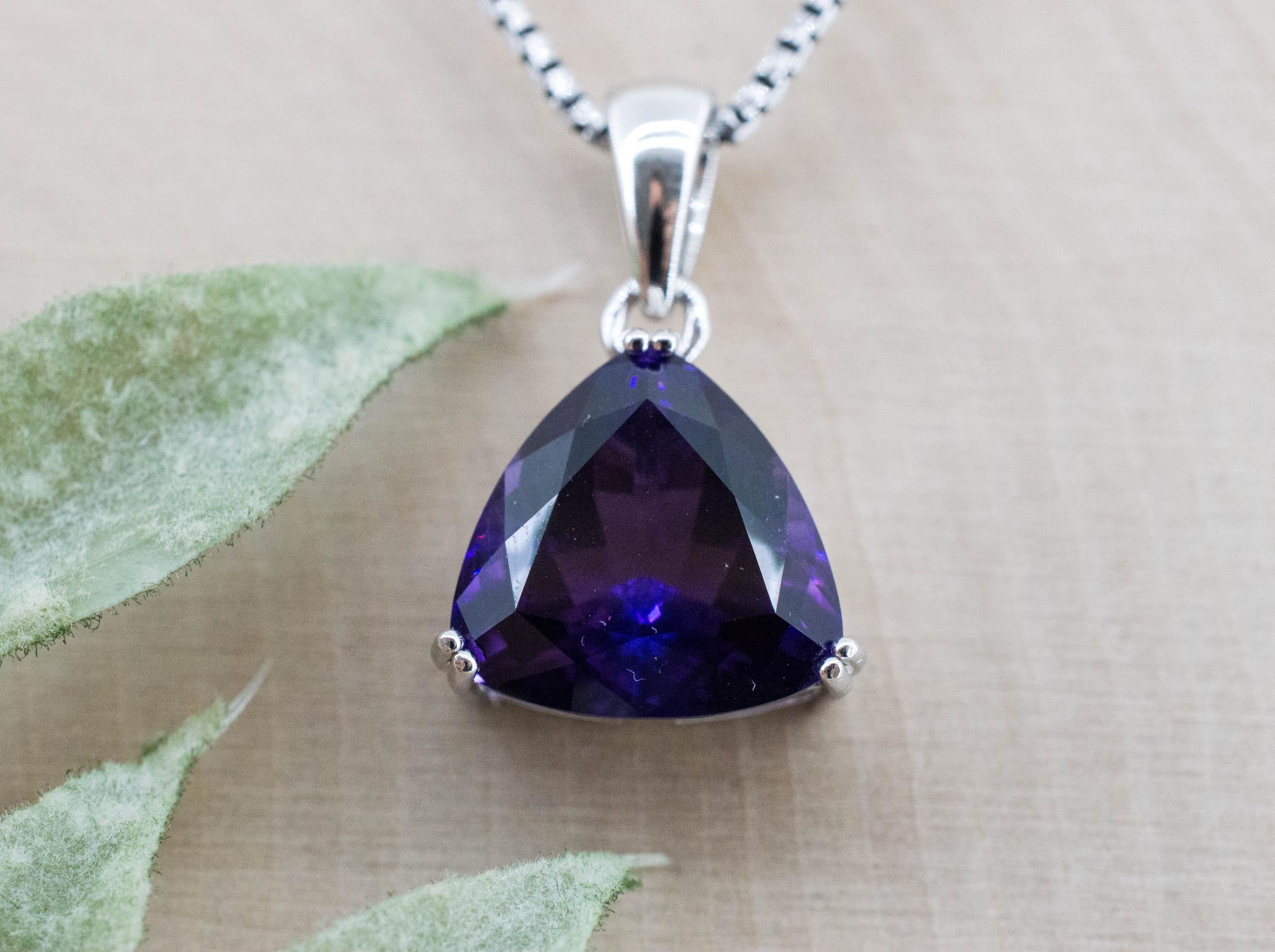 Amethyst Pendant, Natural Untreated Uruguay Amethyst; 5.065cts - Mark Oliver Gems