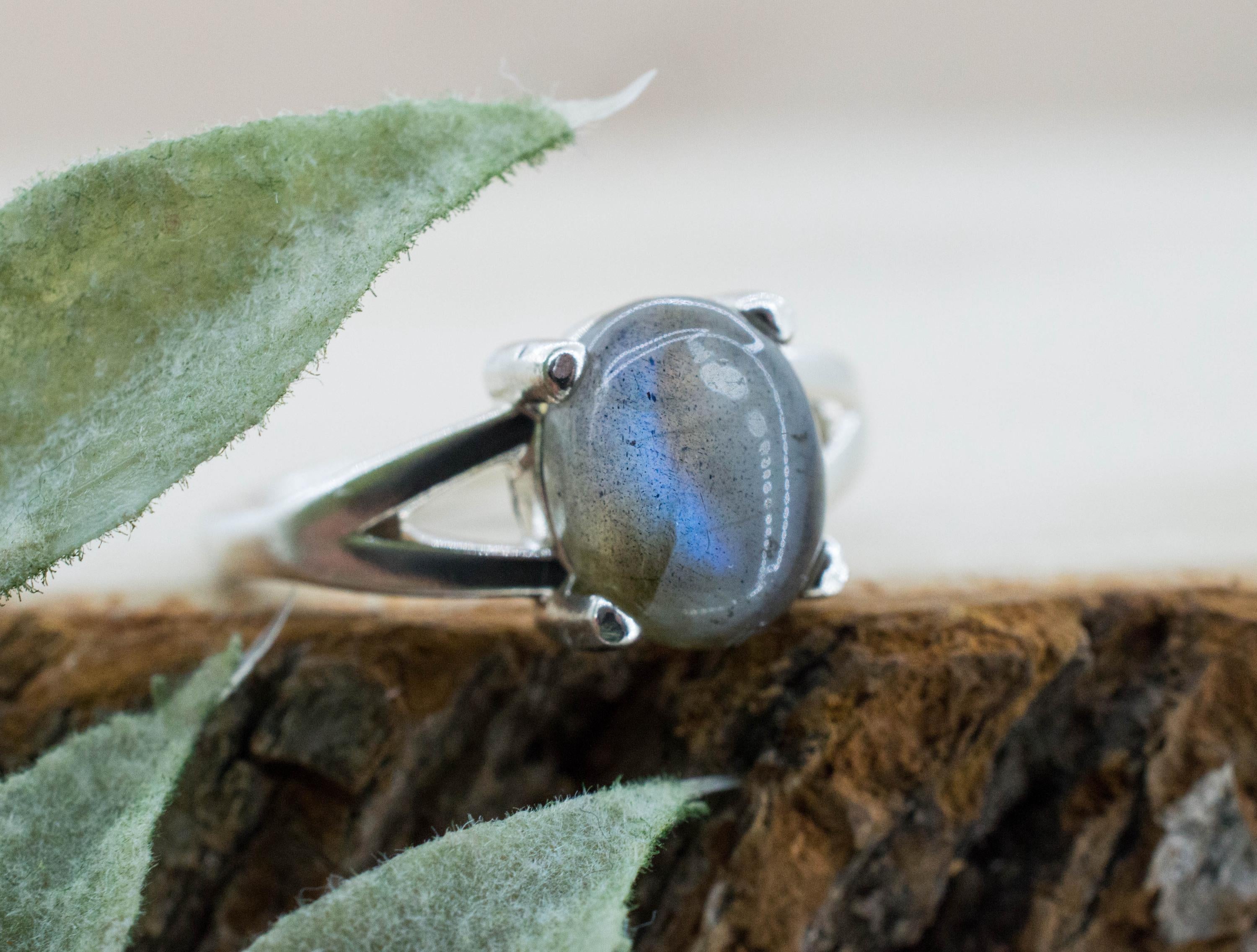 Labradorite Ring, Natural Untreated Madagascar Labradorite; 3.055cts - Mark Oliver Gems