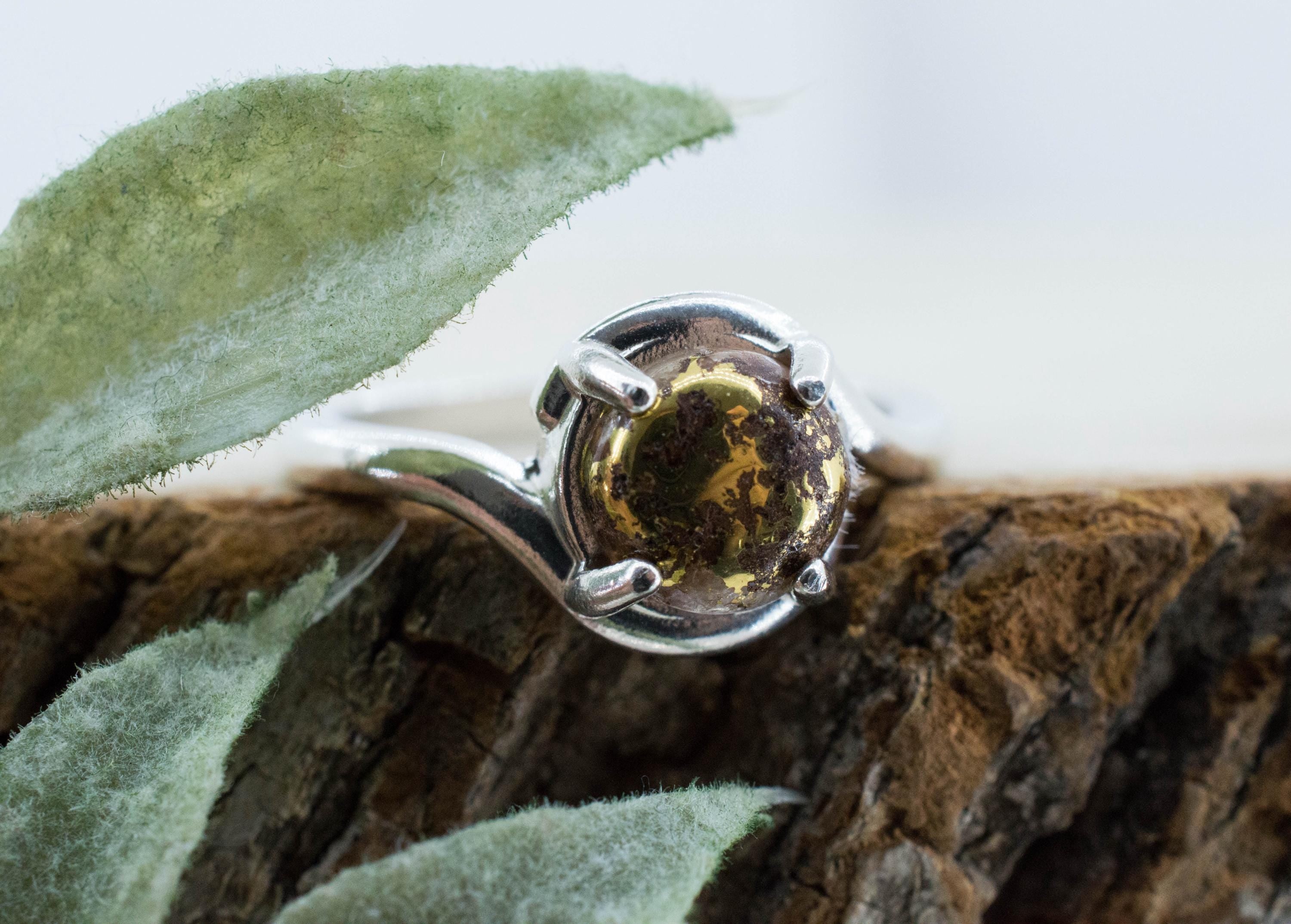 Gold Included Quartz Ring; Natural Untreated Australia Gold Quartz; 2.240cts - Mark Oliver Gems