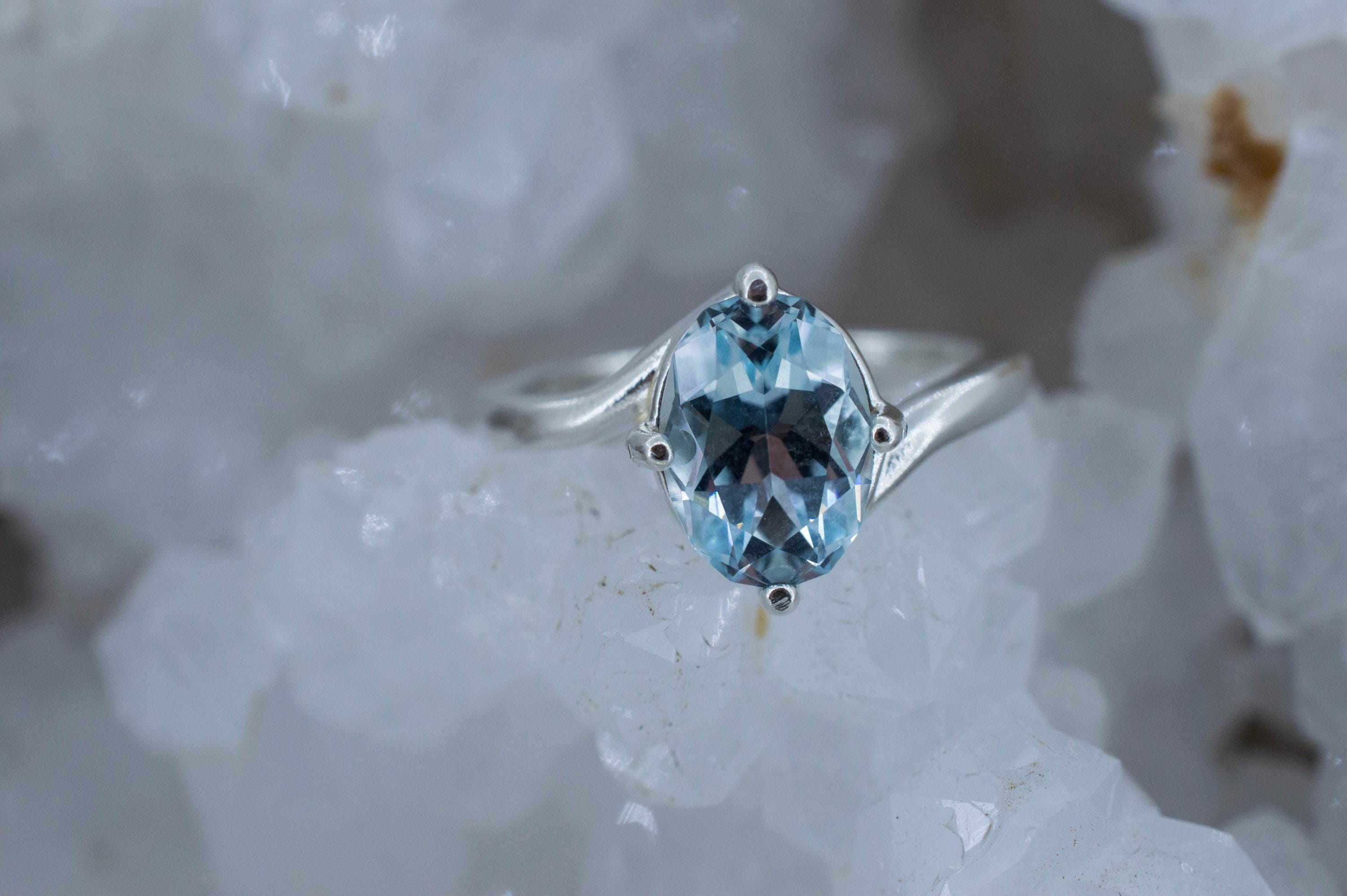 Blue Topaz Ring; Natural Untreated Ukraine Topaz; 2.750cts - Mark Oliver Gems