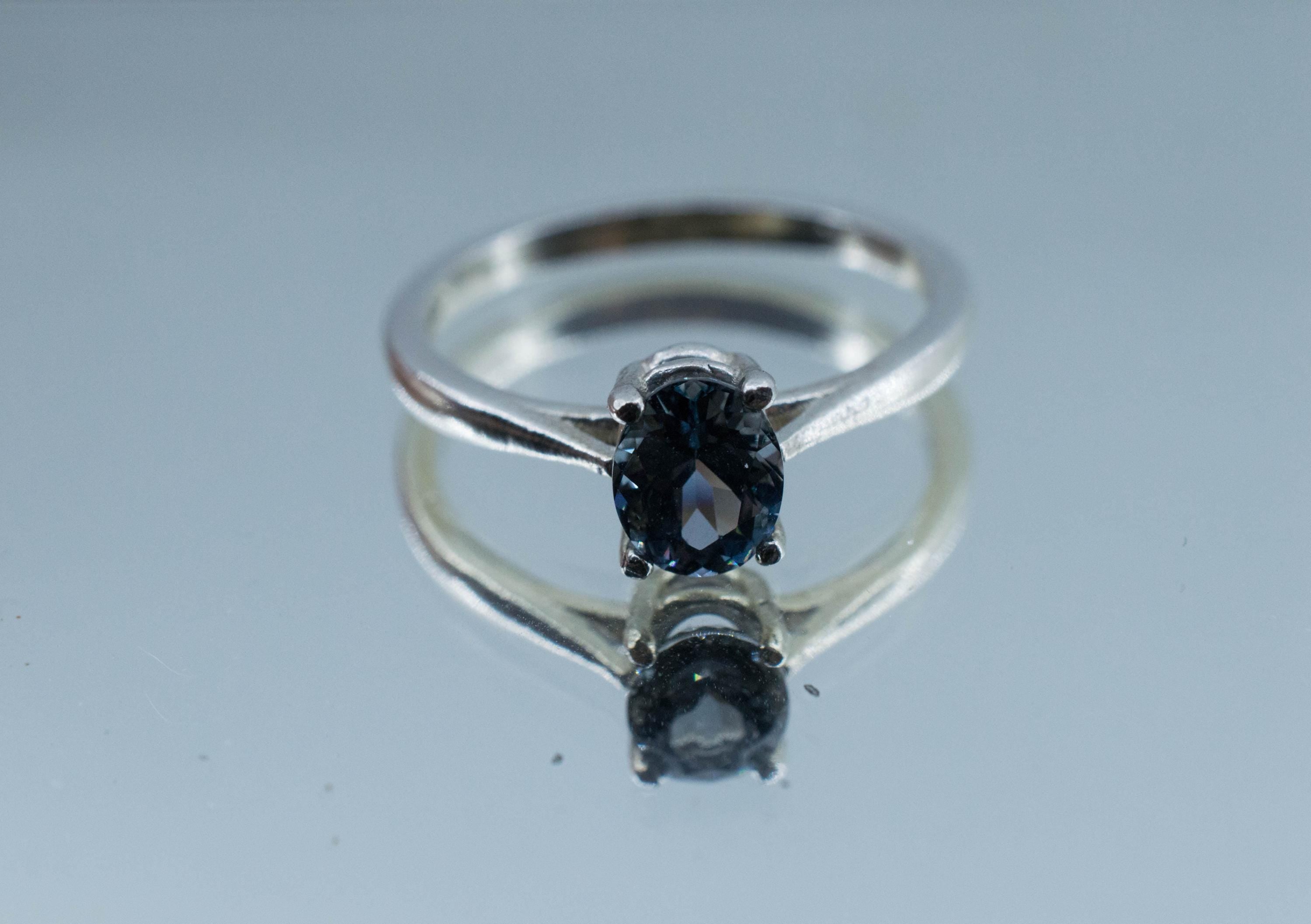 Gray Spinel Ring; Natural Untreated Mozambique Spinel; 0.920cts