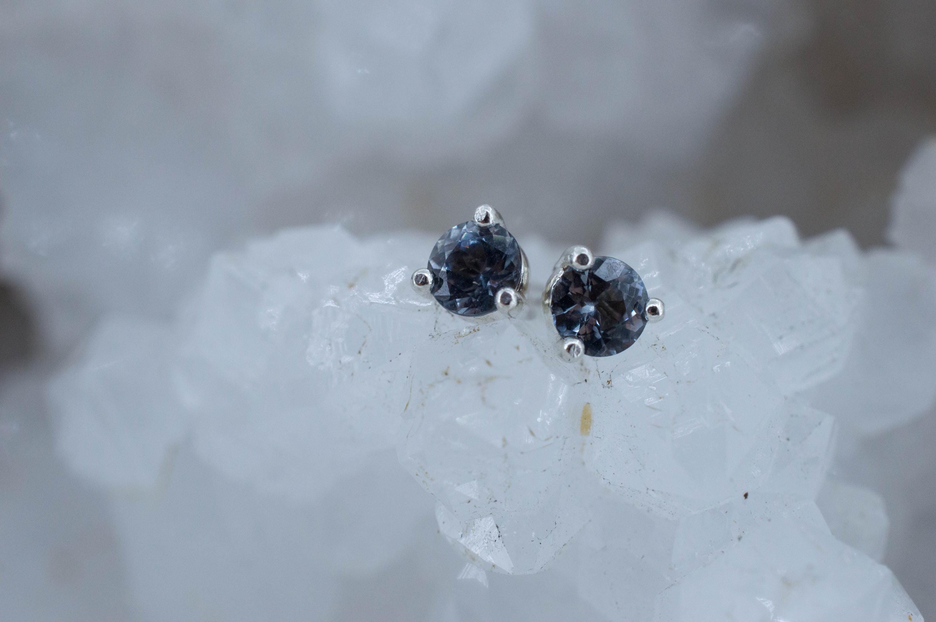 Gray Spinel Earrings; Natural Untreated Mozambique Spinel; 0.565cts