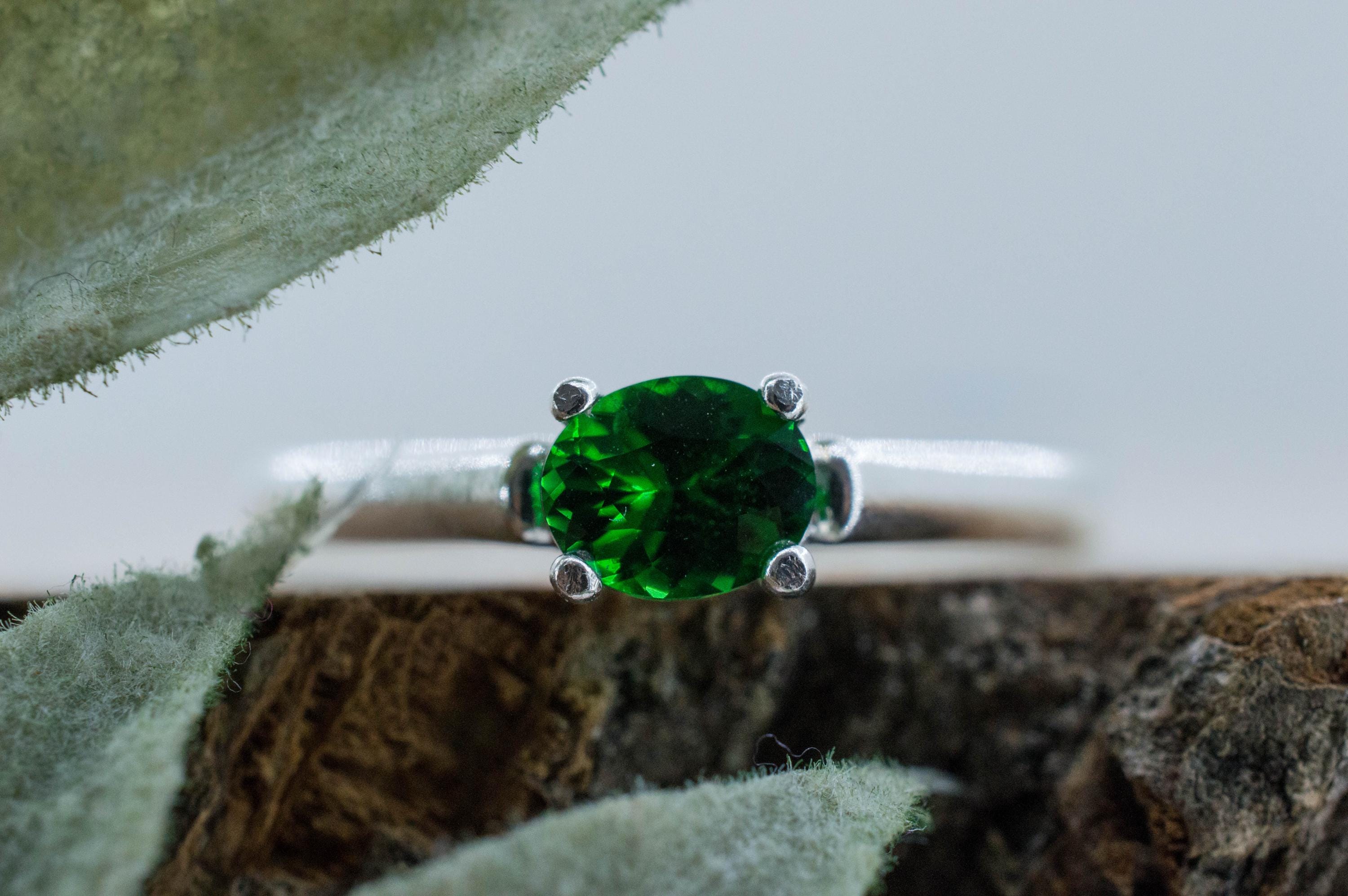 Tsavorite Garnet Ring, Natural Untreated Kenya Green Garnet; 0.510cts - Mark Oliver Gems