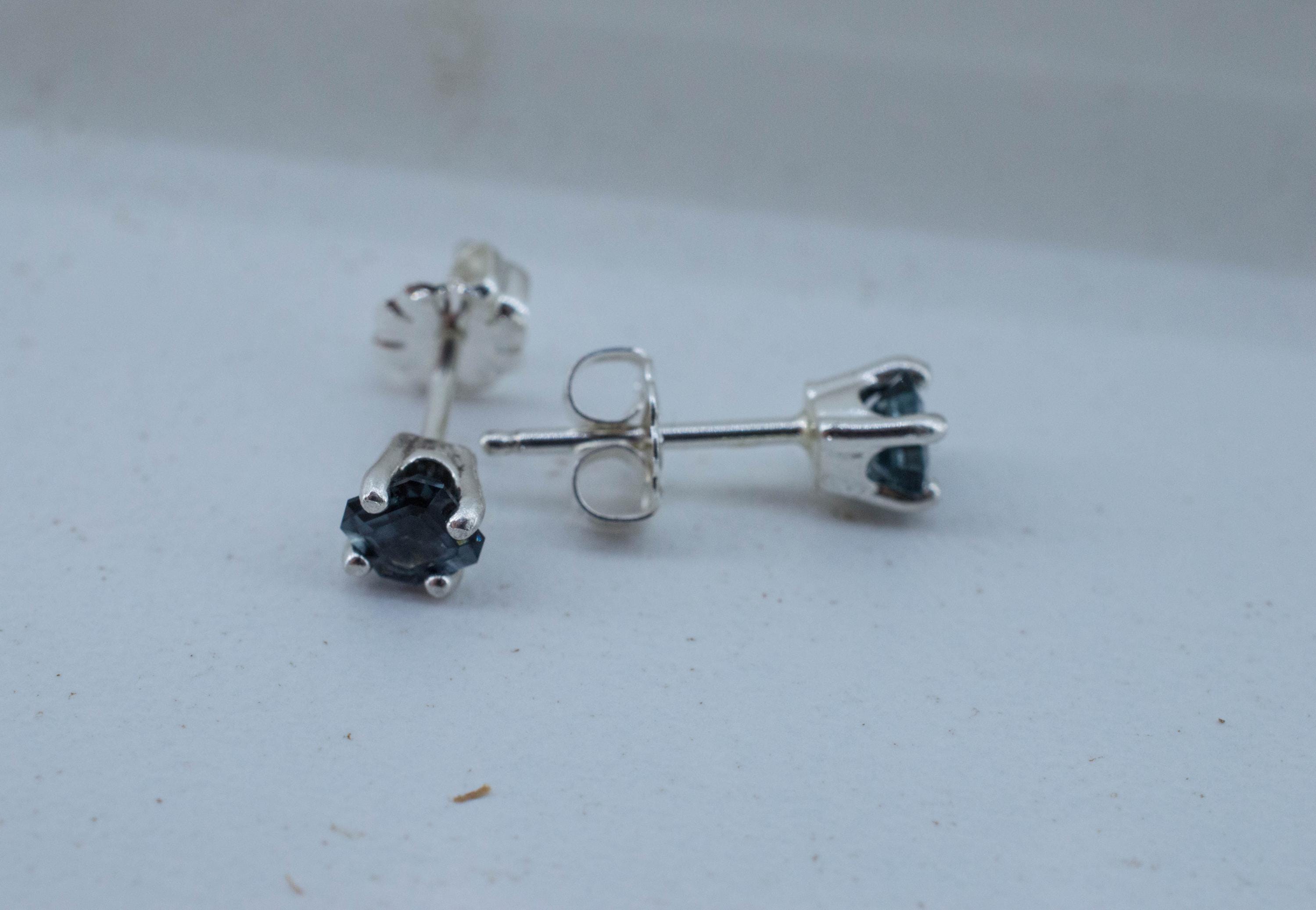 Gray Spinel Earrings; Natural Untreated Mozambique Spinel; 0.730cts