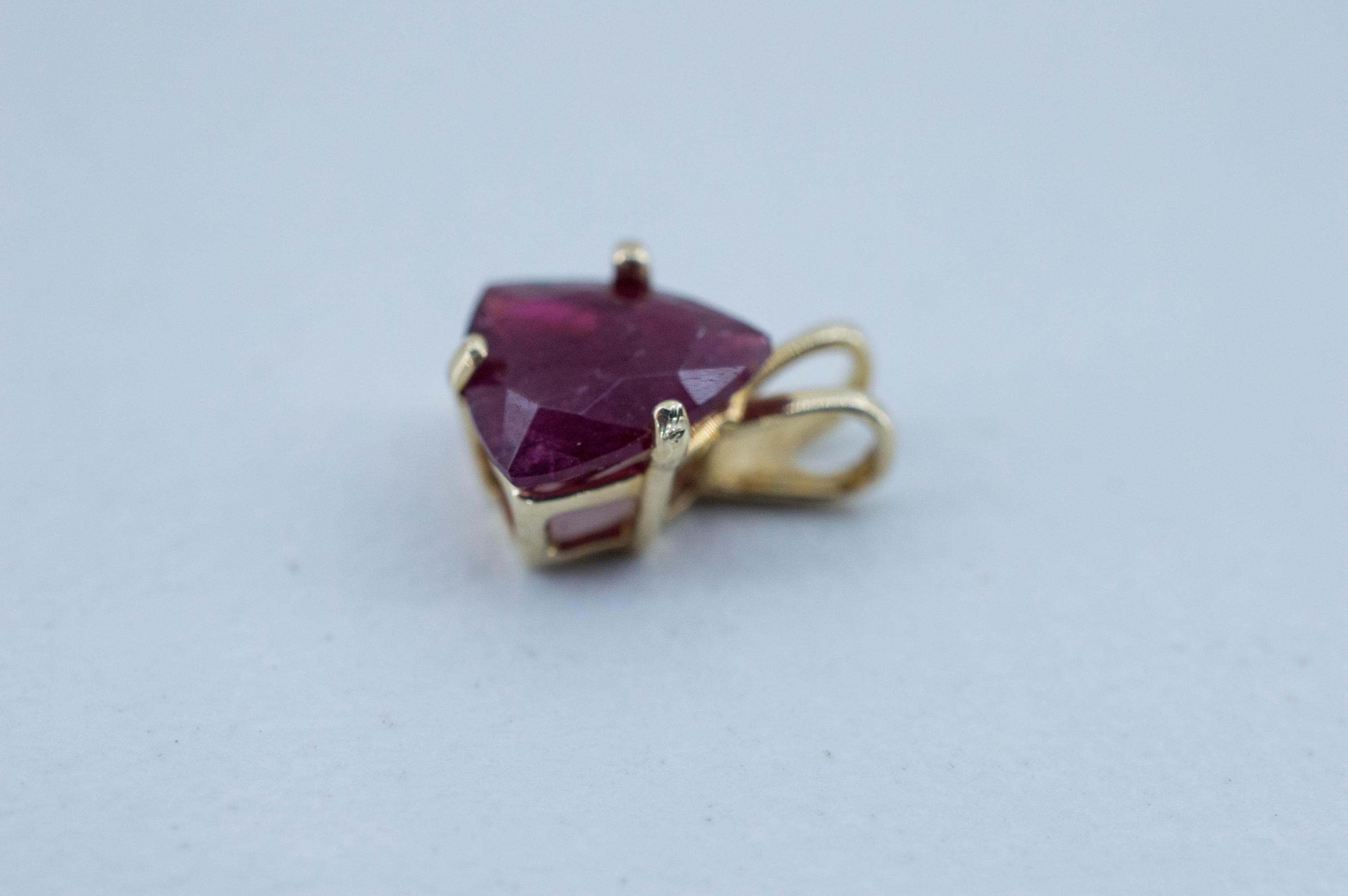 Red Beryl Pendant; Natural Untreated USA Bixbite; 0.650cts