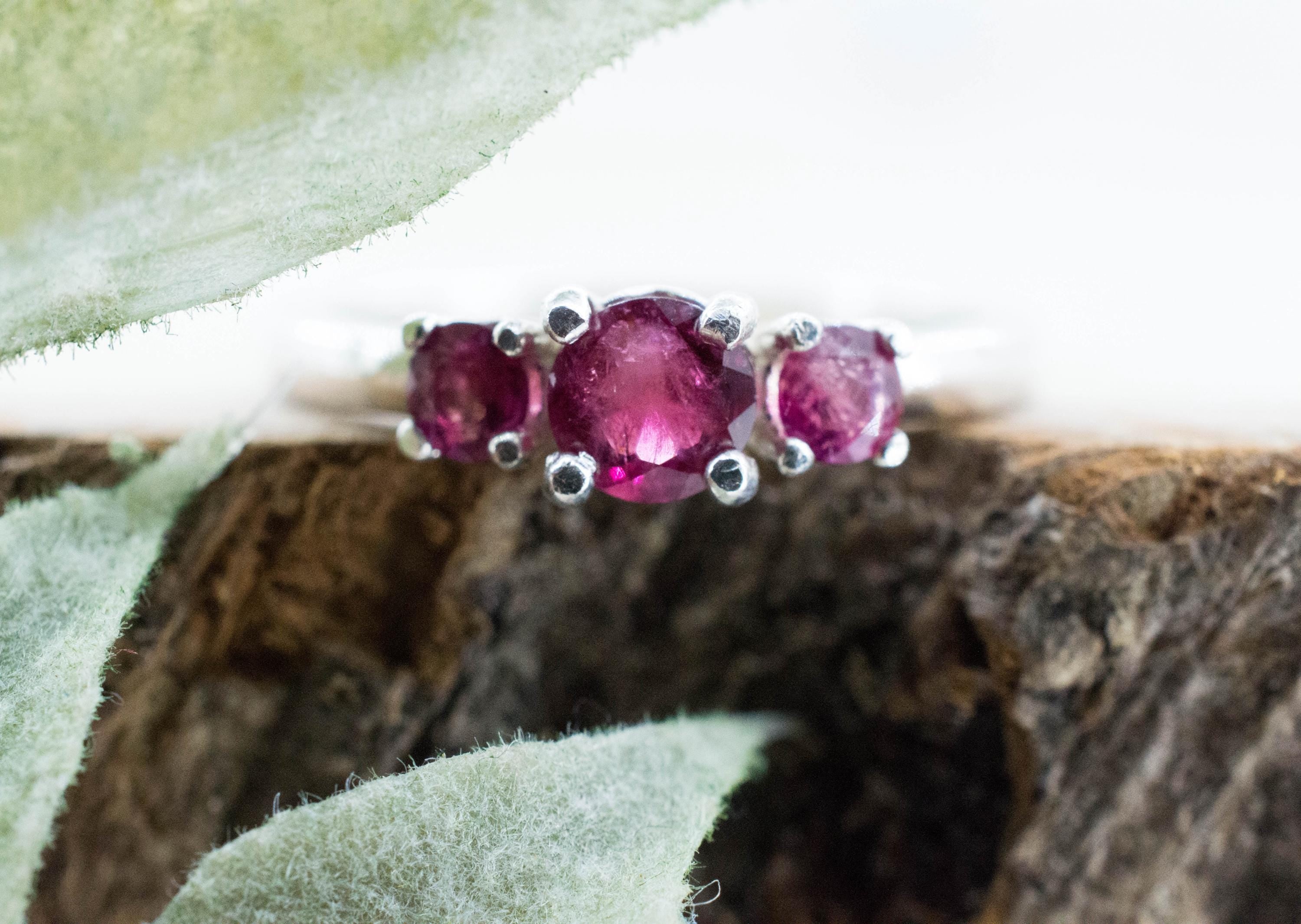 Red Beryl Ring; Natural Untreated USA Bixbite; 0.560ctw