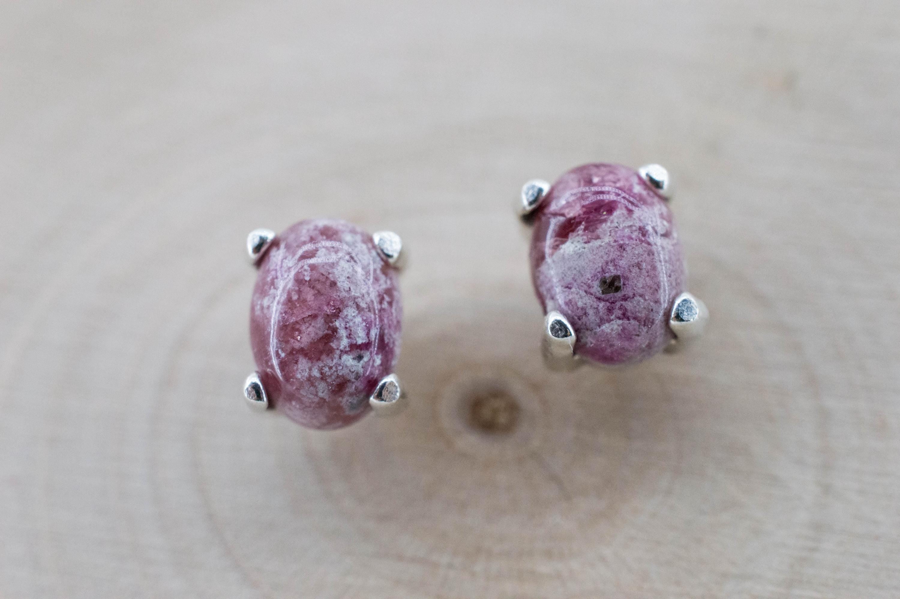 Red Beryl Earrings; Natural Untreated USA Bixbite in Matrix; 1.630cts