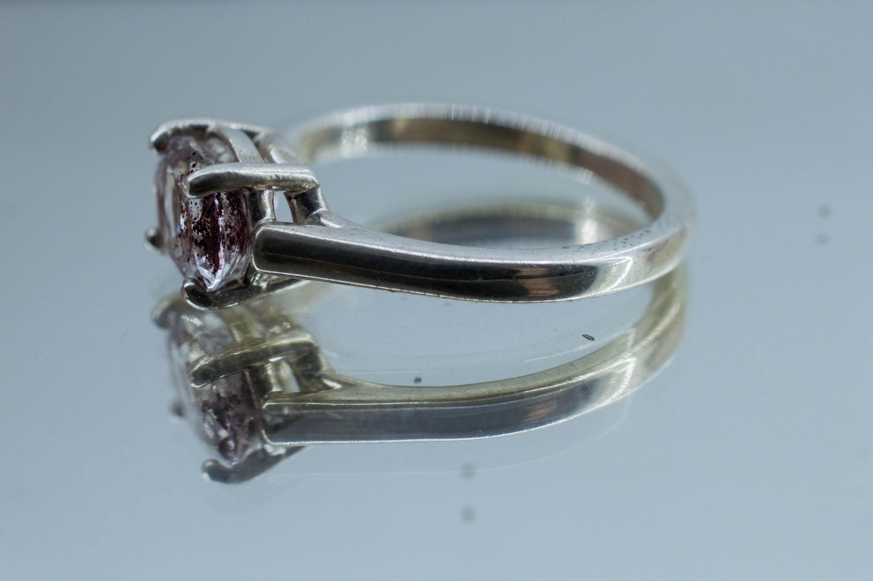 Hematite Quartz Ring; Natural Untreated India Sunset Phantom Quartz; 1.410cts