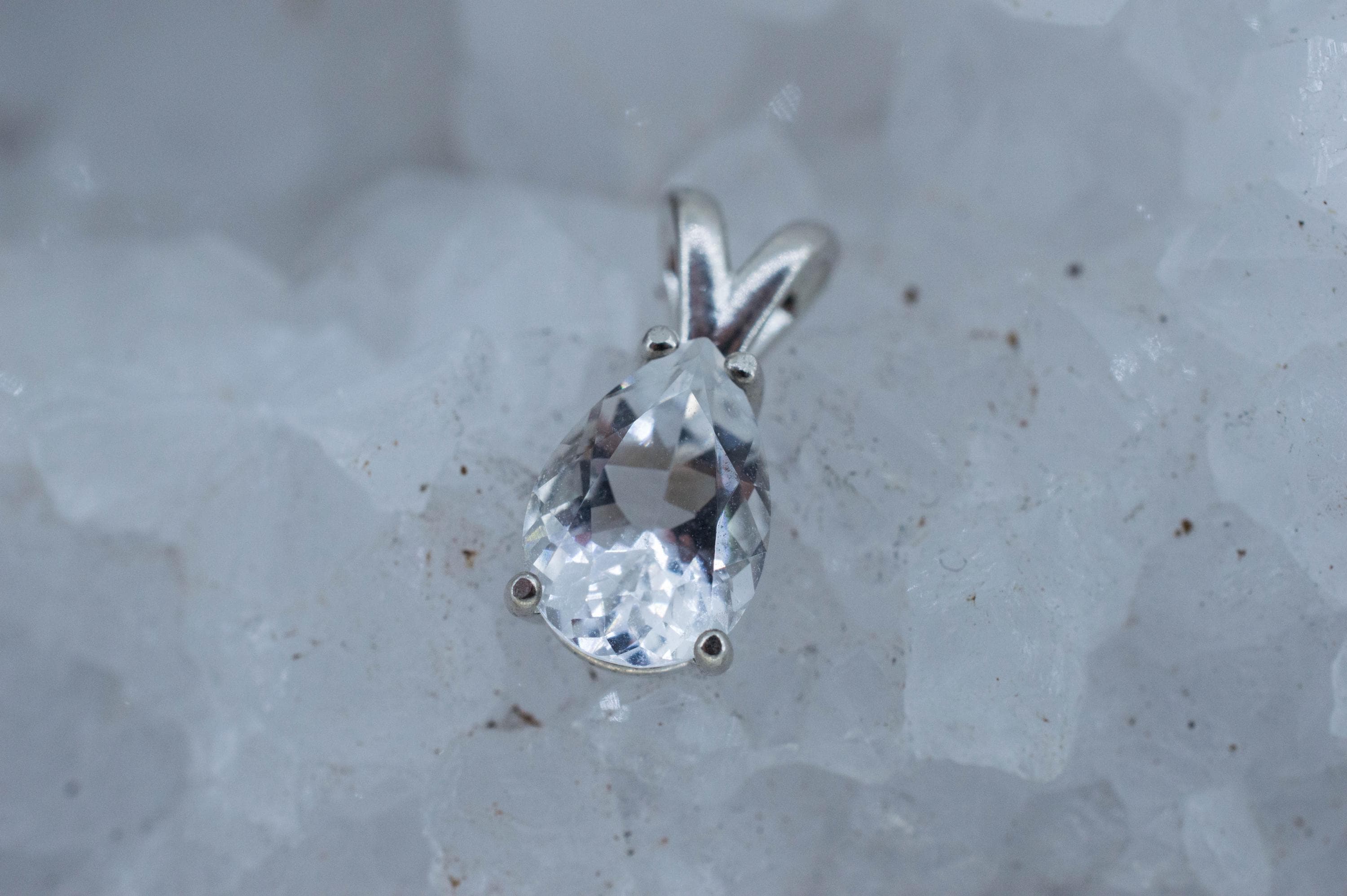 Petalite Pendant; Natural Untreated Brazil Petalite; 1.850cts