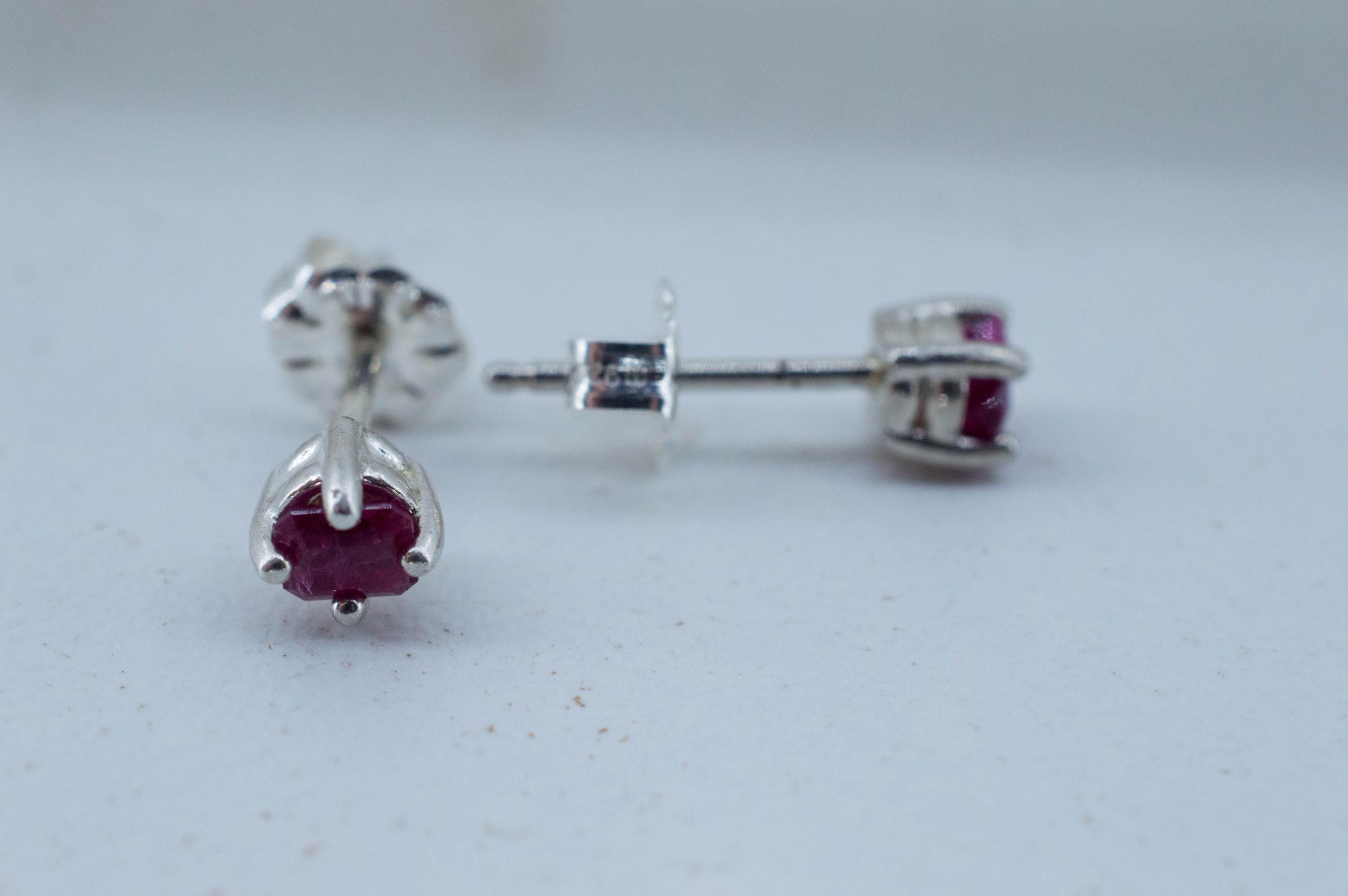 Red Beryl Earrings; Natural Untreated USA Bixbite; 0.340cts