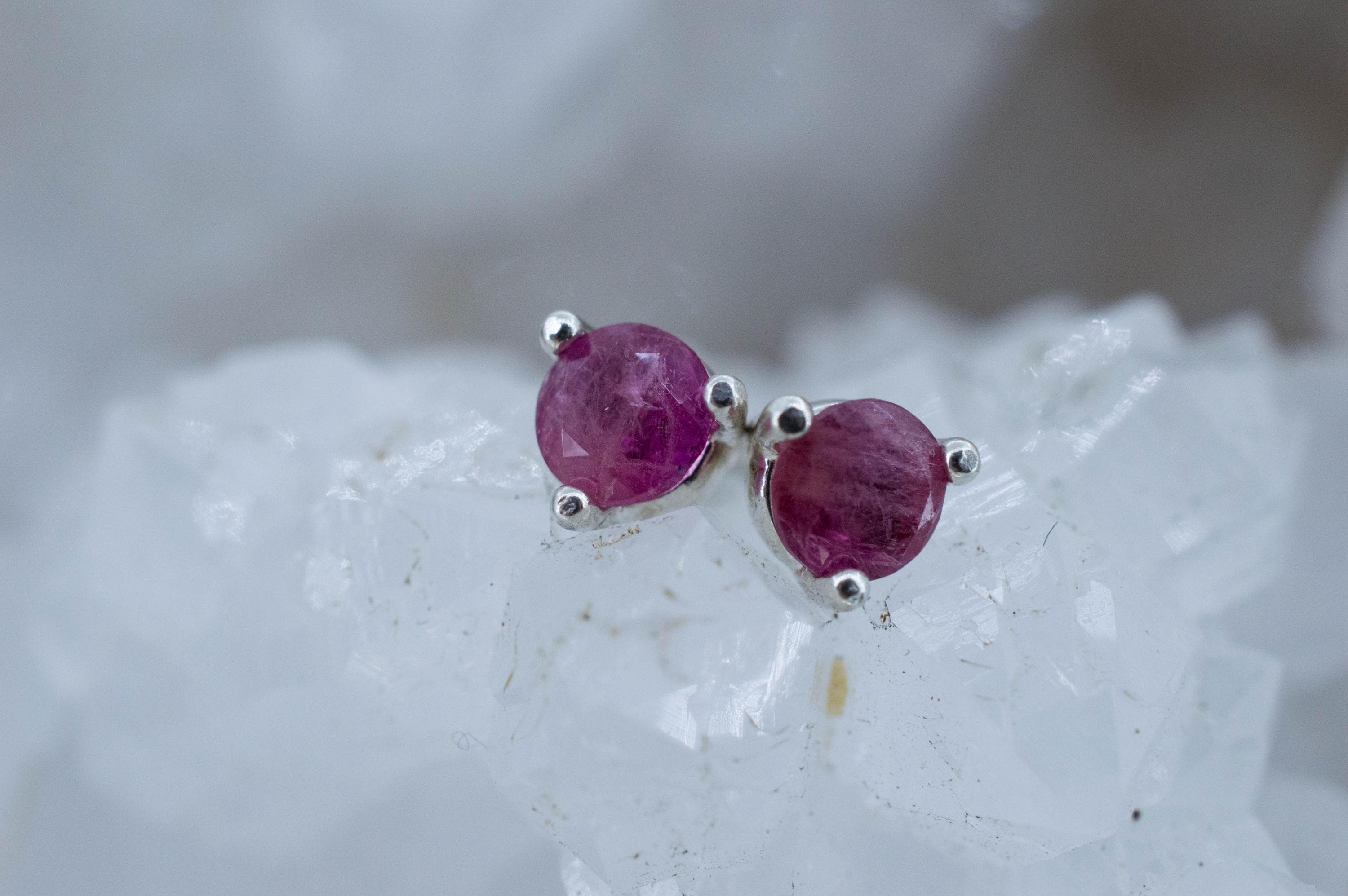 Red Beryl Earrings; Natural Untreated USA Bixbite; 0.480cts
