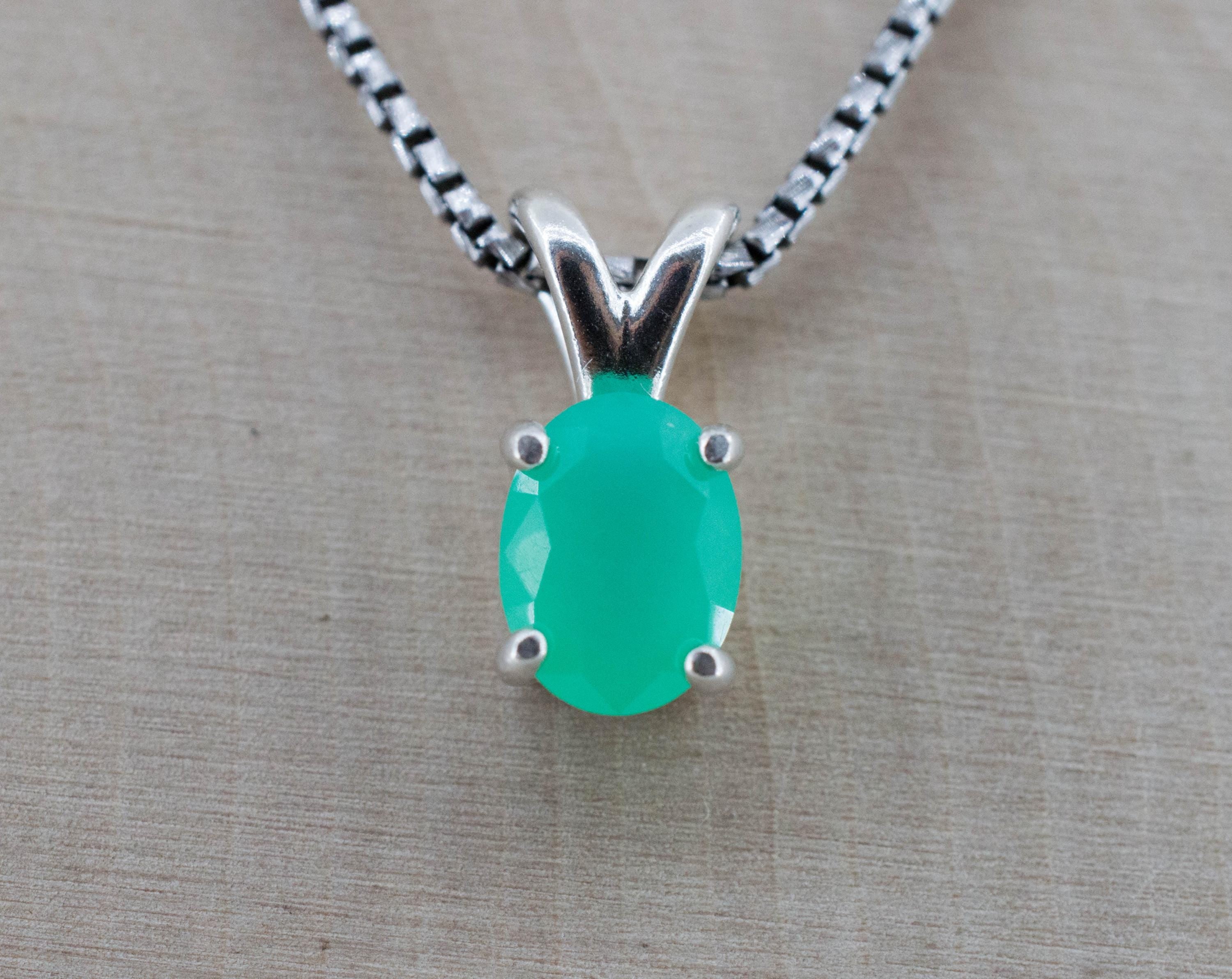 Chrysoprase Pendant; Natural Untreated Australia Chrysoprase; 1.035cts