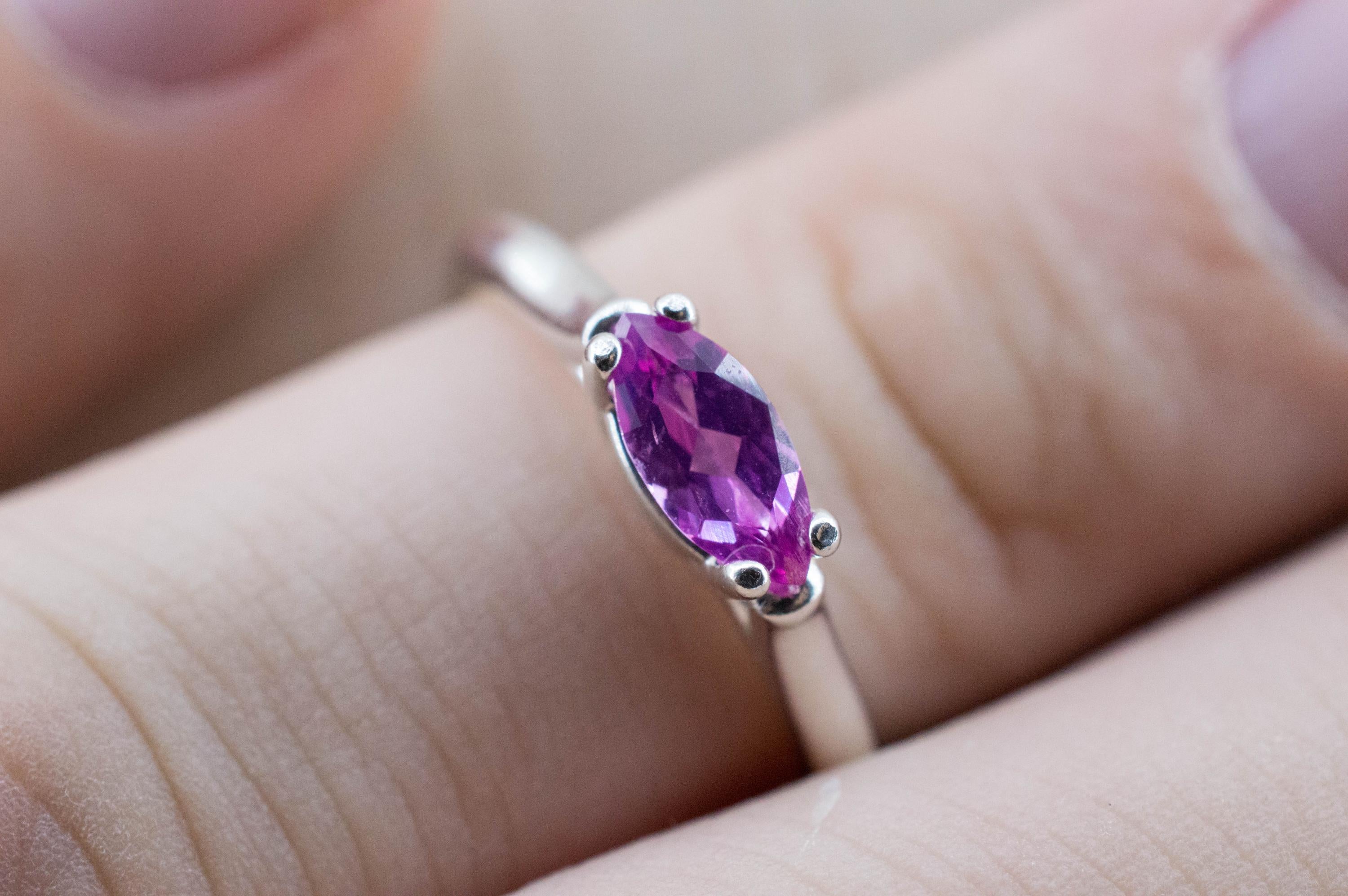 Pink Sapphire Ring, Natural Untreated Vietnam Sapphire; 0.540cts
