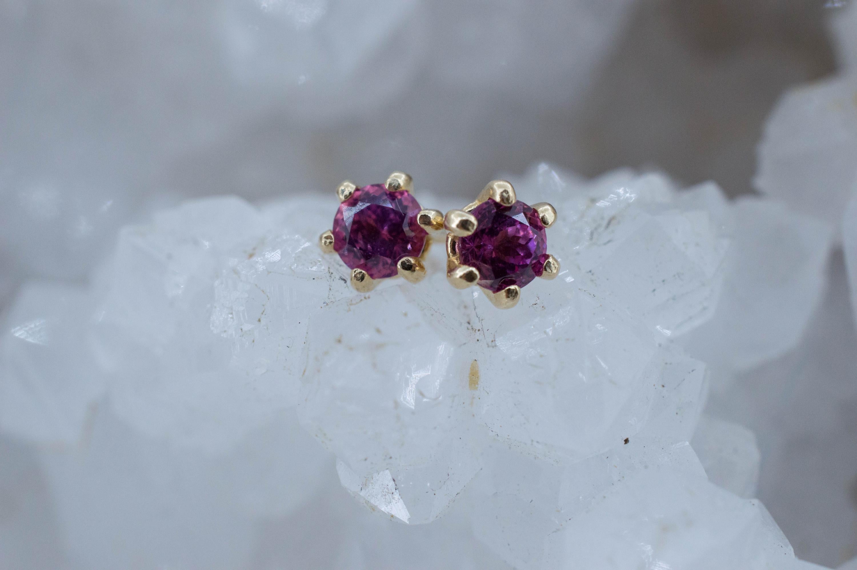 Pink Sapphire Earrings; Natural Sri Lanka Sapphire; 0.870cts
