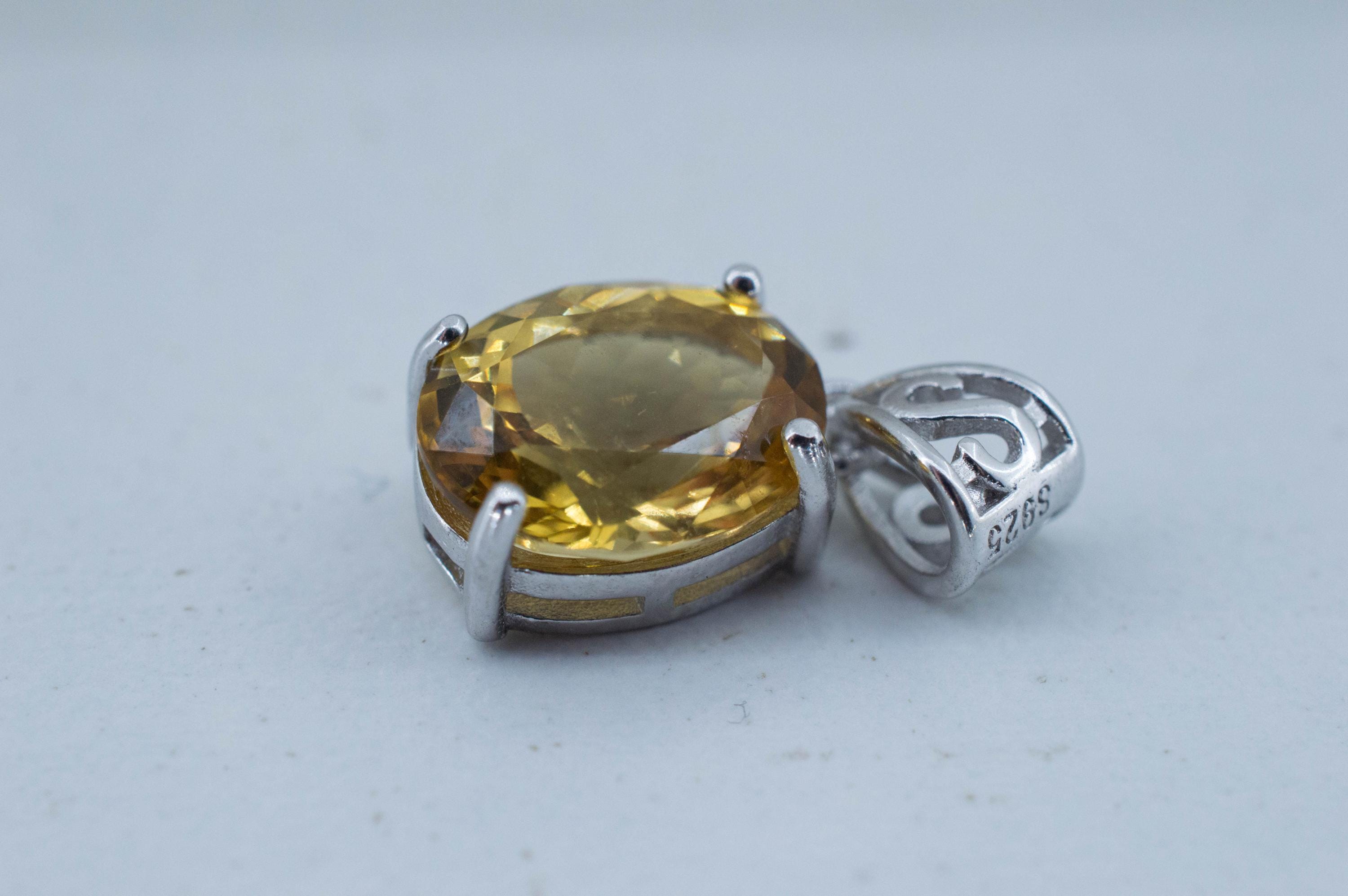 Heliodor Pendant, Natural Untreated Brazil Golden Beryl; 2.500cts