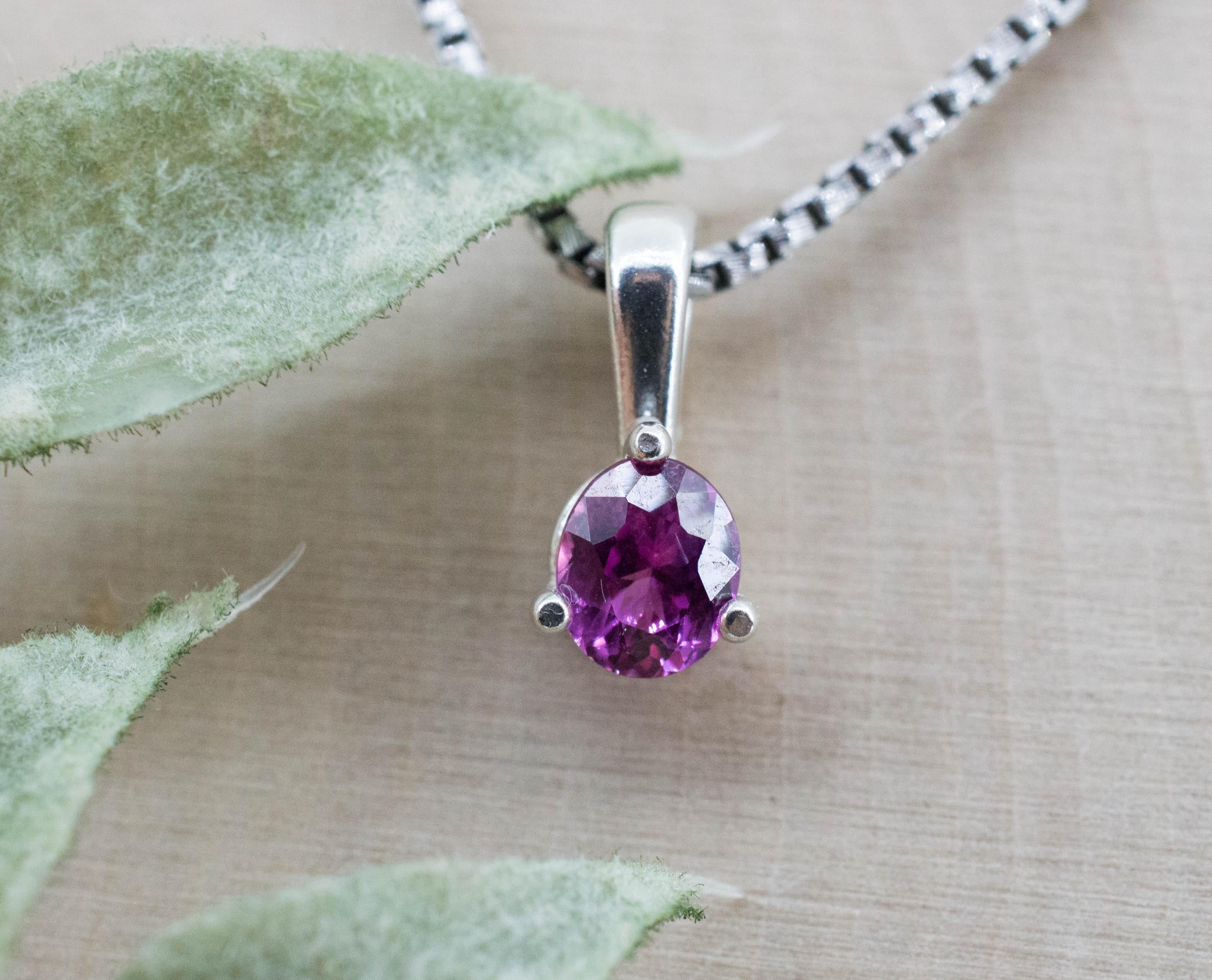 Pink Sapphire Pendant; Natural Untreated Sri Lanka Sapphire; 0.690cts