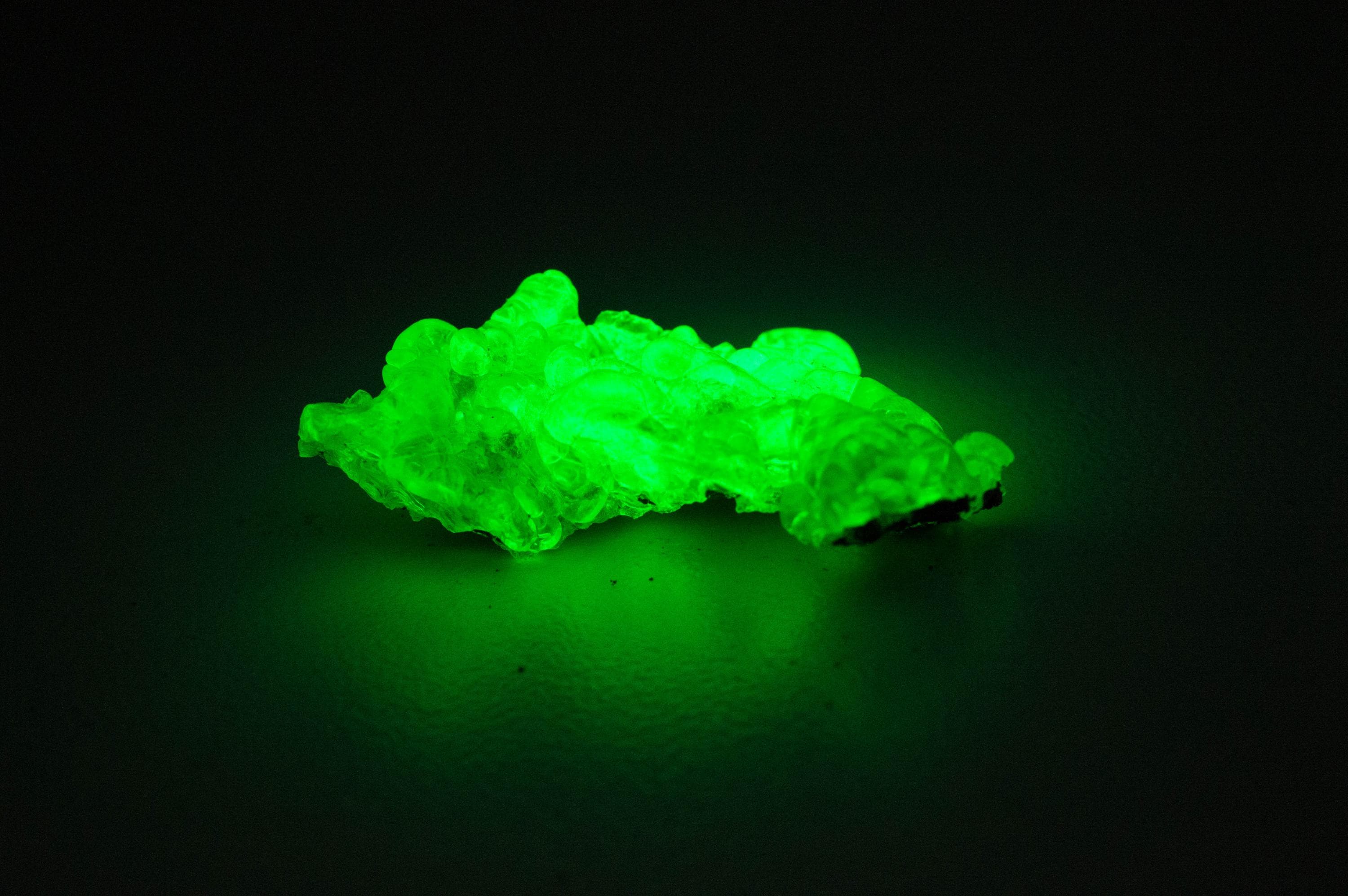 Hyalite Opal Specimen; Natural Untreated Erongo Namibia Fluorescent Opal; 17.955cts