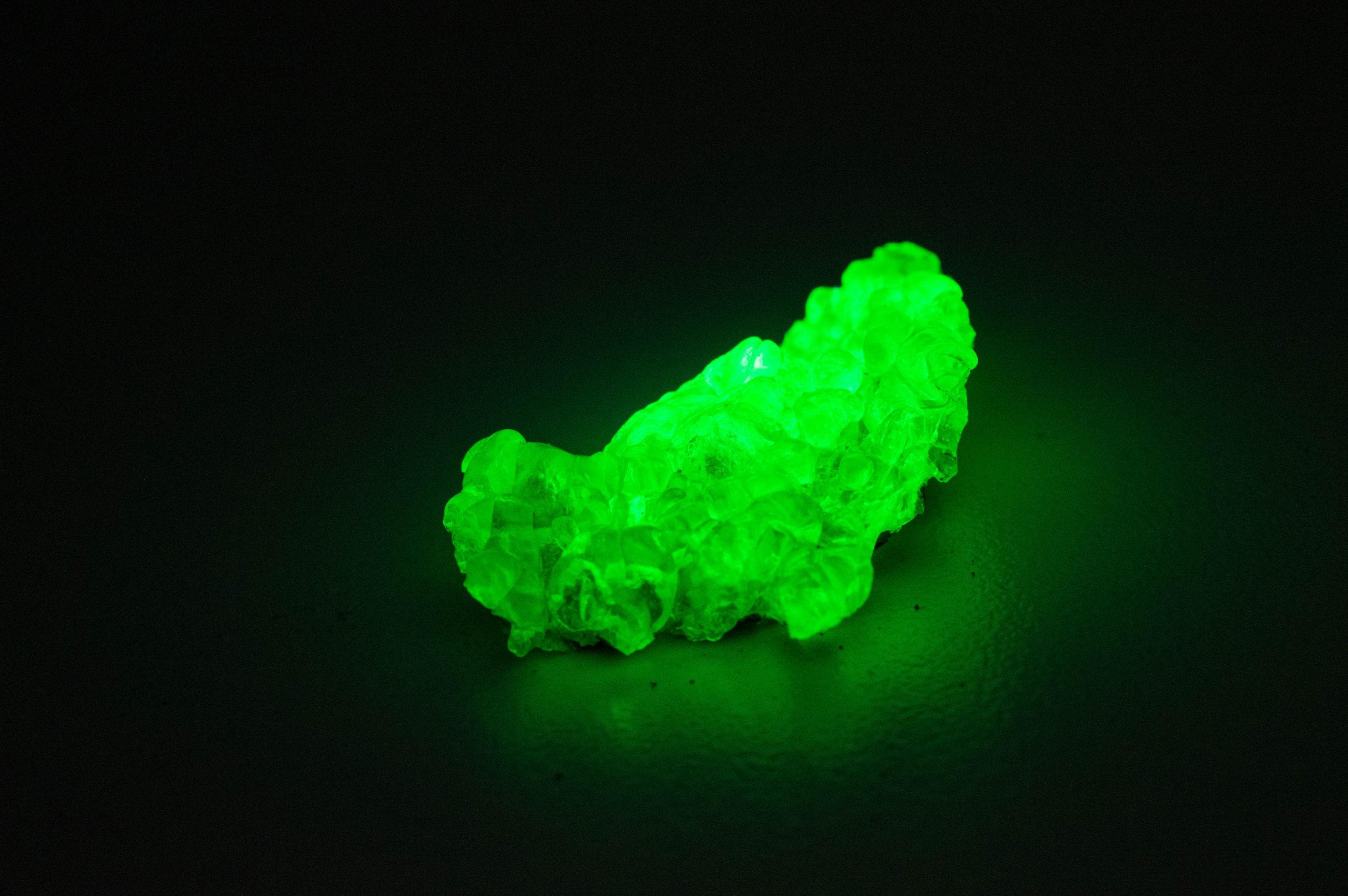 Hyalite Opal Specimen; Natural Untreated Erongo Namibia Fluorescent Opal; 17.955cts