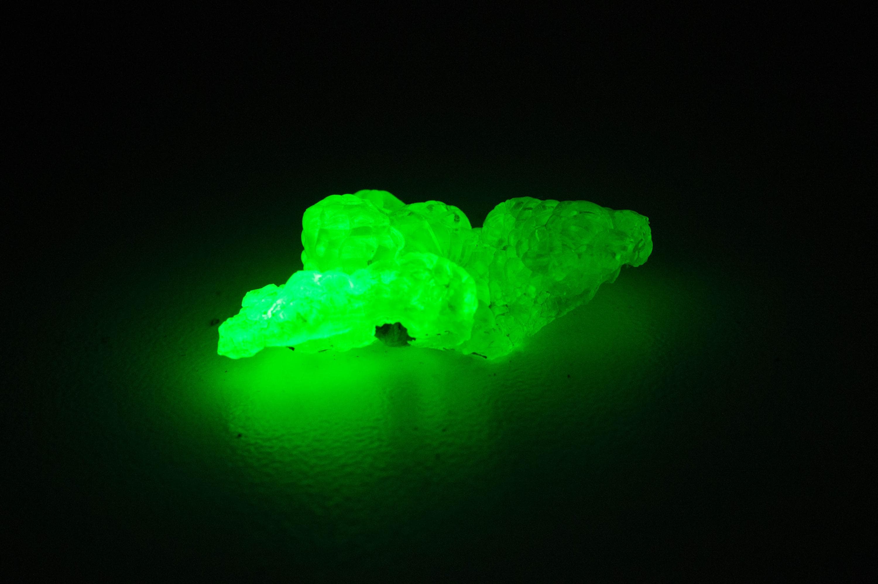 Hyalite Opal Specimen; Natural Untreated Erongo Namibia Fluorescent Opal; 18.960cts