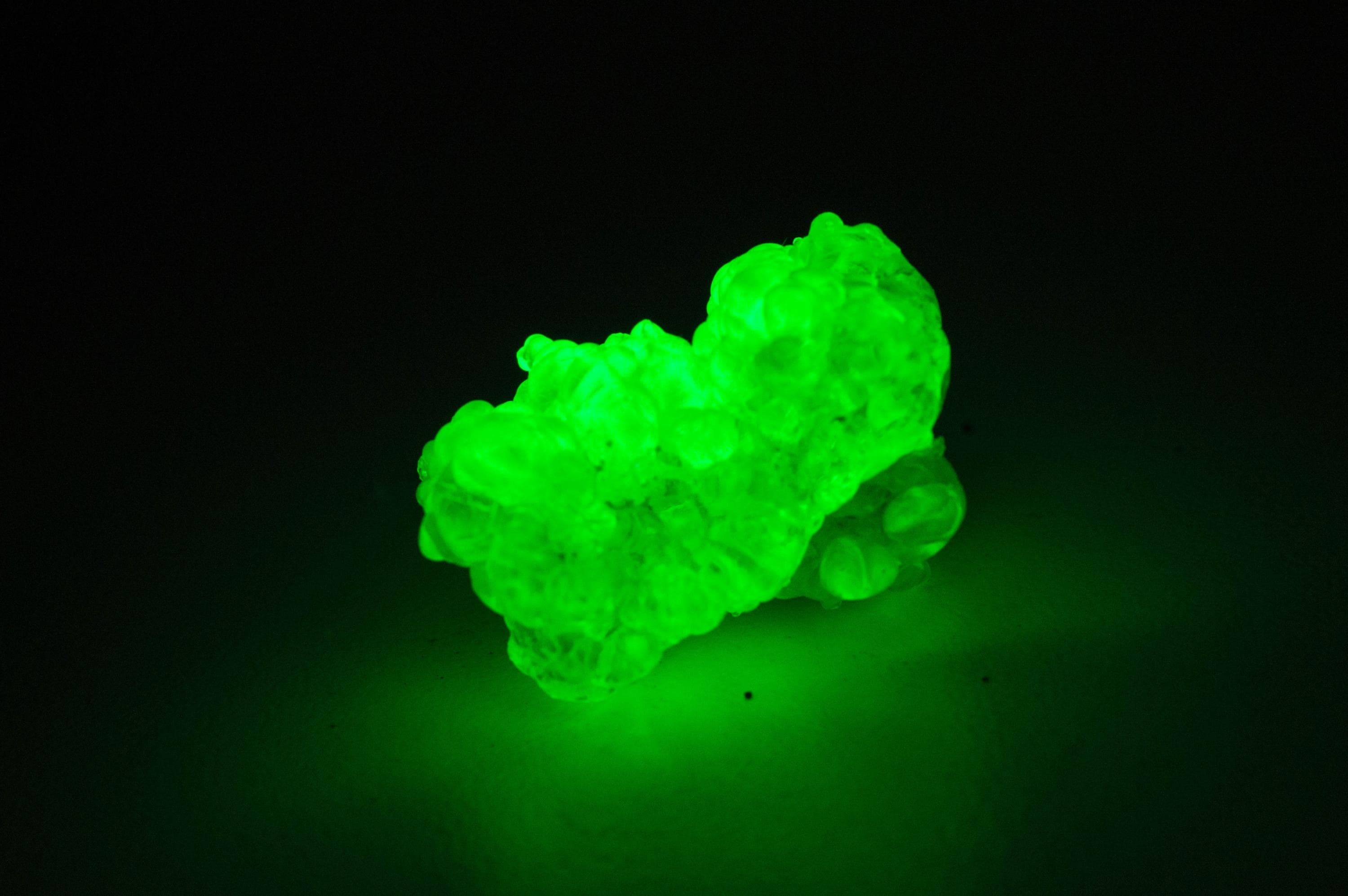 Hyalite Opal Specimen; Natural Untreated Erongo Namibia Fluorescent Opal; 34.110cts