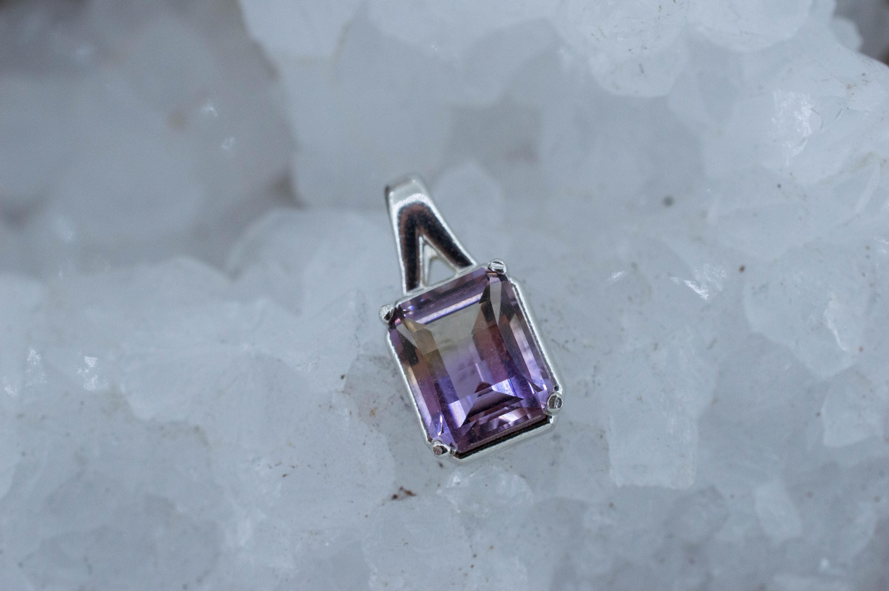 Ametrine Pendant; Natural Untreated Bolivia Ametrine; 2.530cts