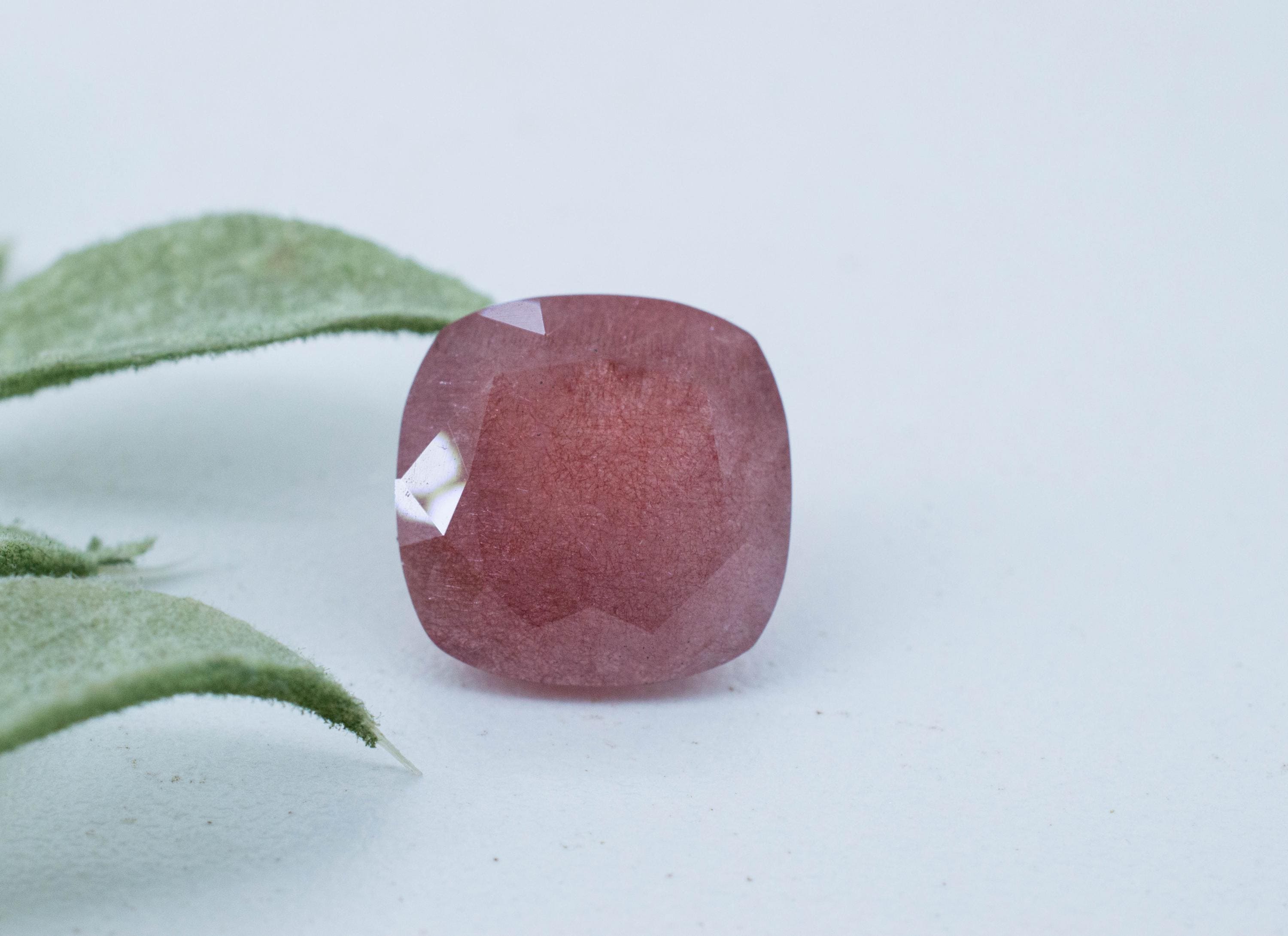 Strawberry Quartz Gemstone; Natural Untreated Mexico Loose Strawberry Quartz; 12.350cts