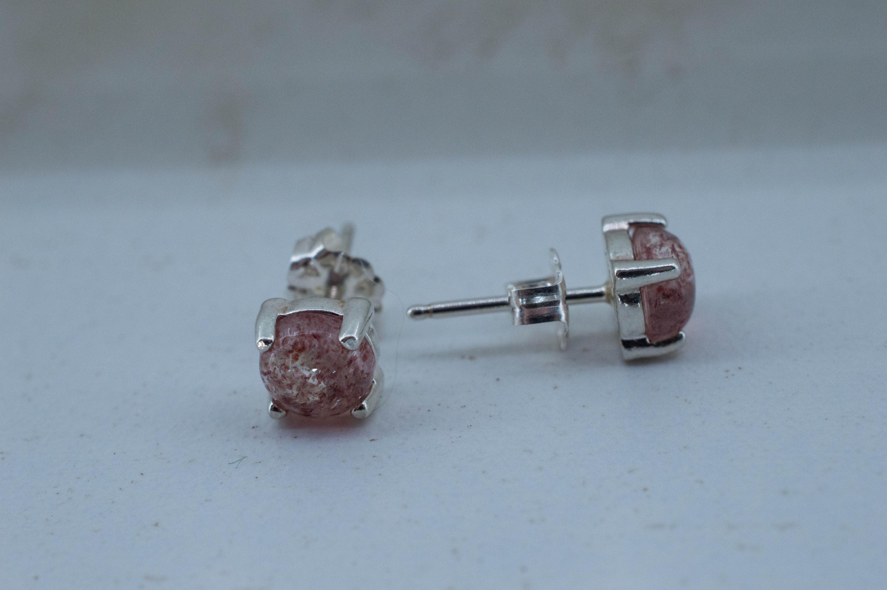 Strawberry Quartz Earrings; Natural Untreated Kazakhstan Quartz; 1.700cts