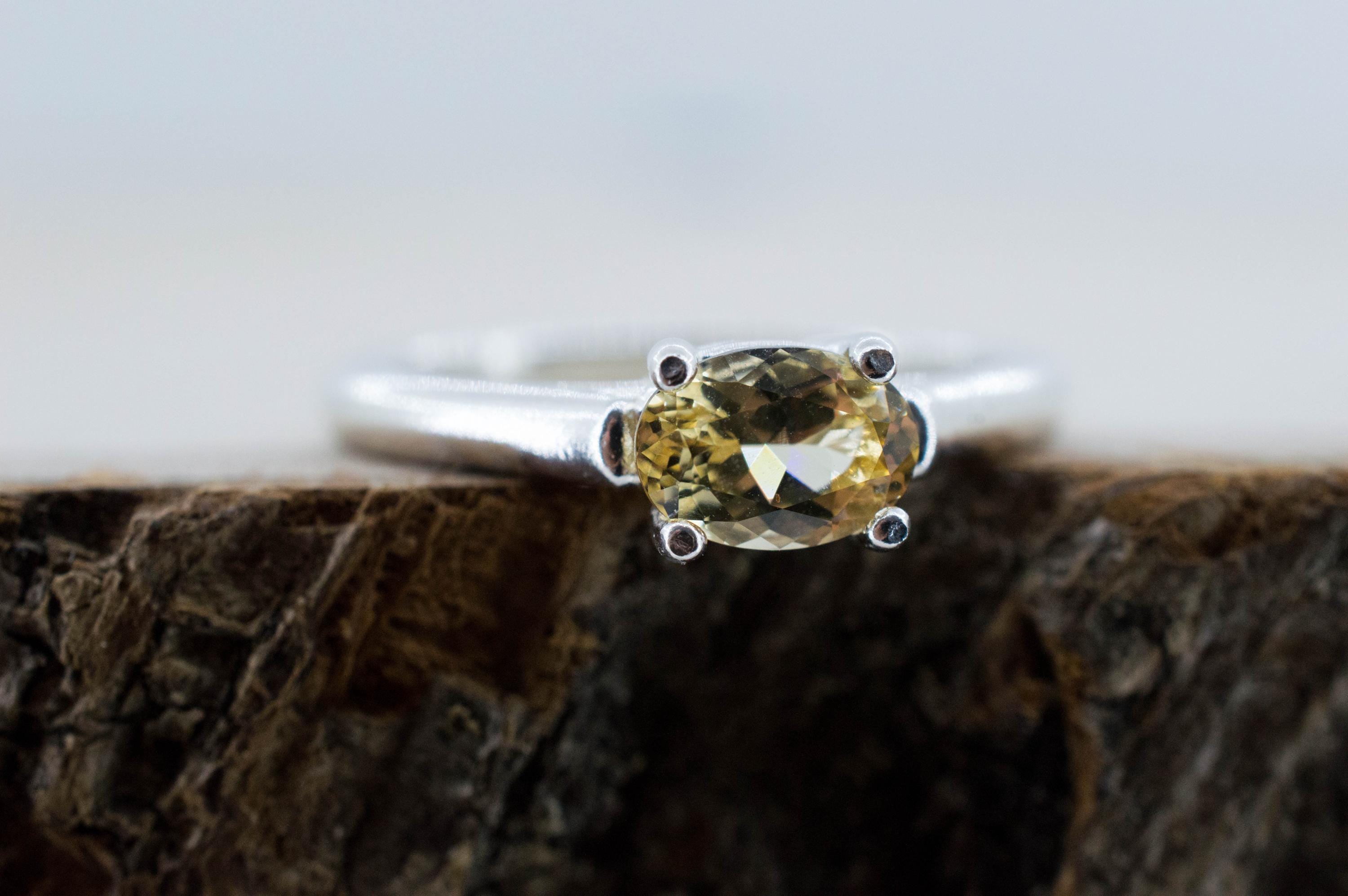 Heliodor Ring, Natural Untreated Brazil Golden Beryl; 0.705cts