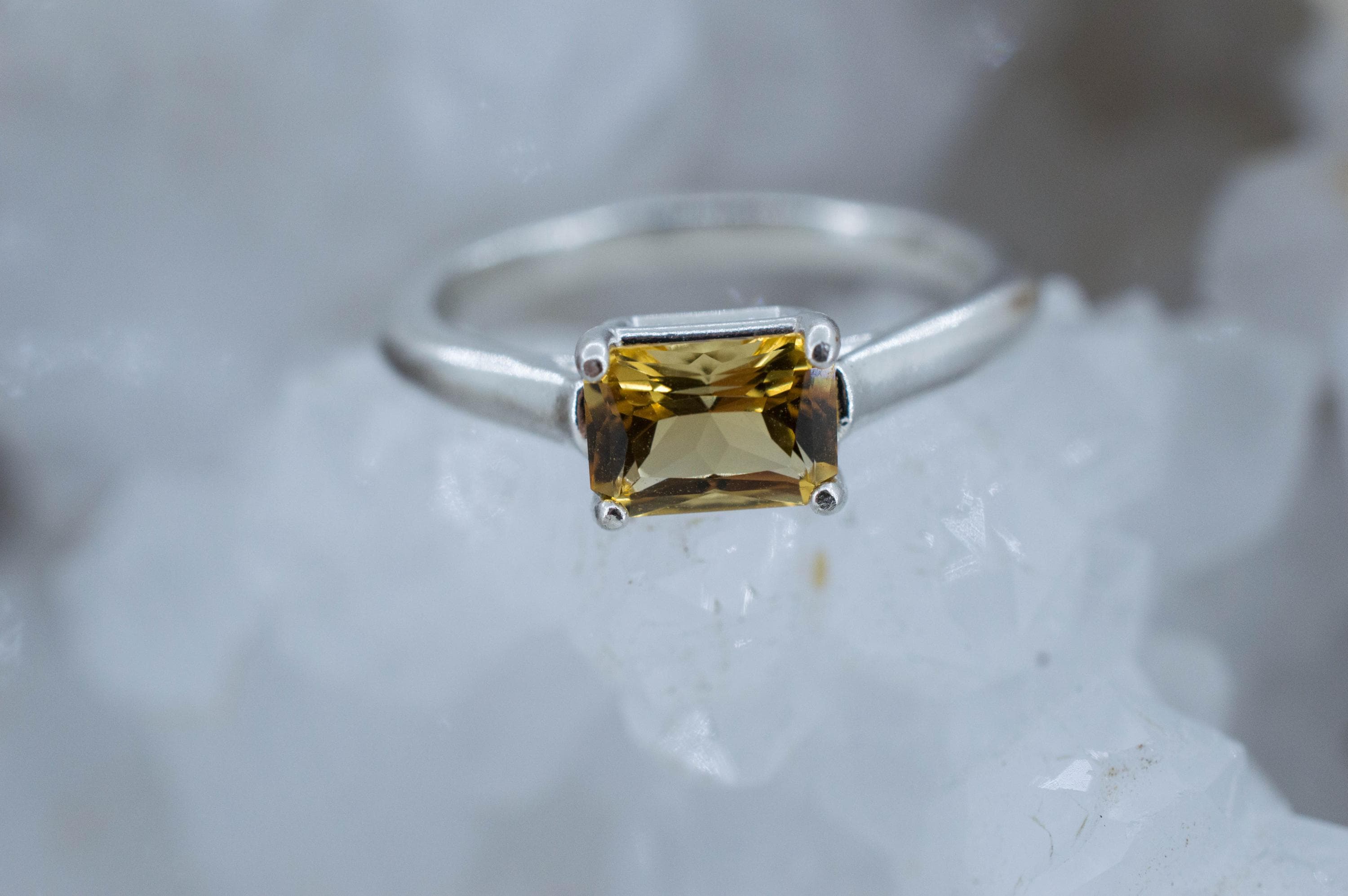 Heliodor Ring, Natural Untreated Brazil Golden Beryl; 0.835cts