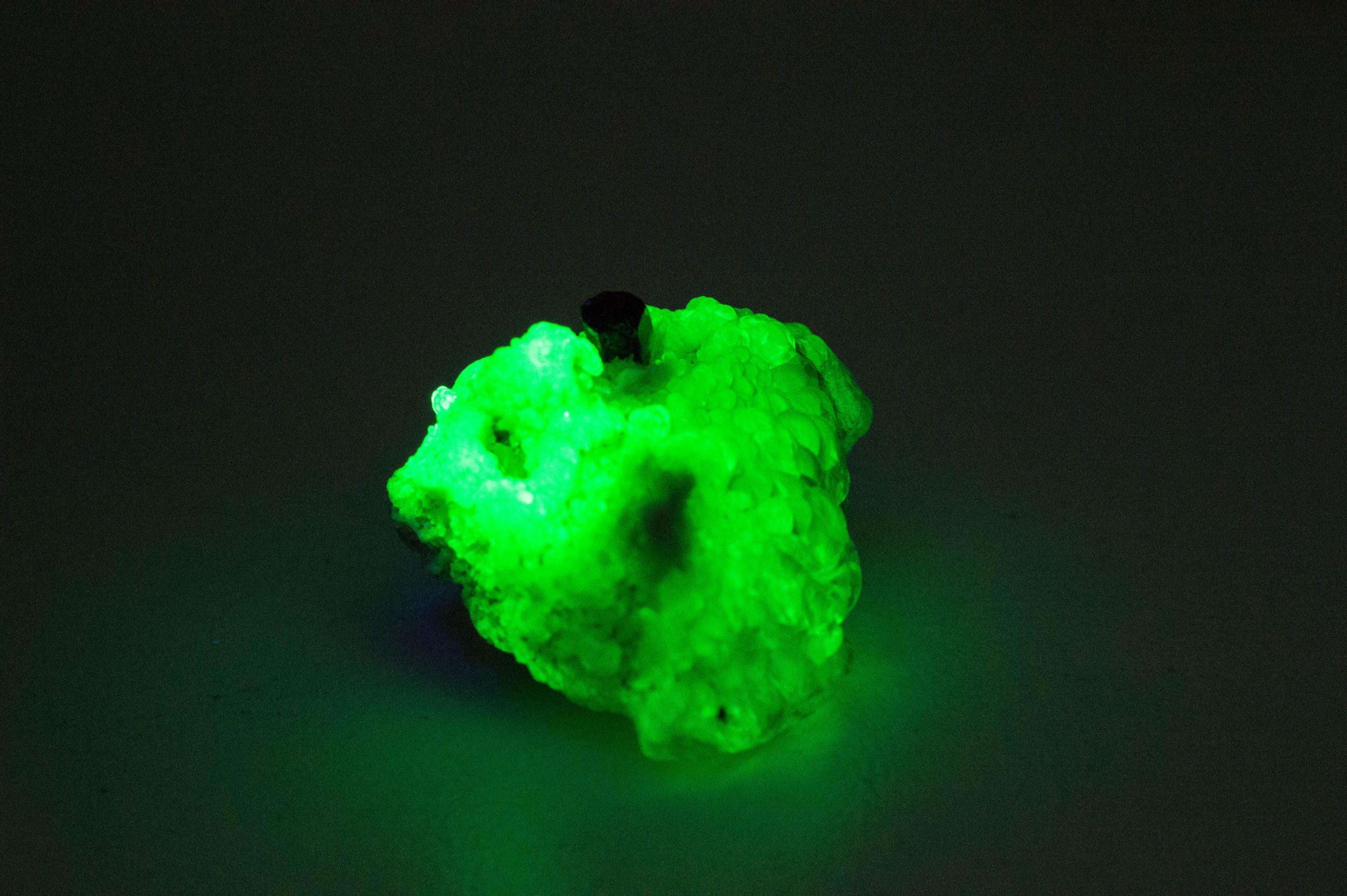 Hyalite Opal and Black Tourmaline Specimen; Natural Untreated Erongo Namibia Fluorescent Opal; 38.140cts
