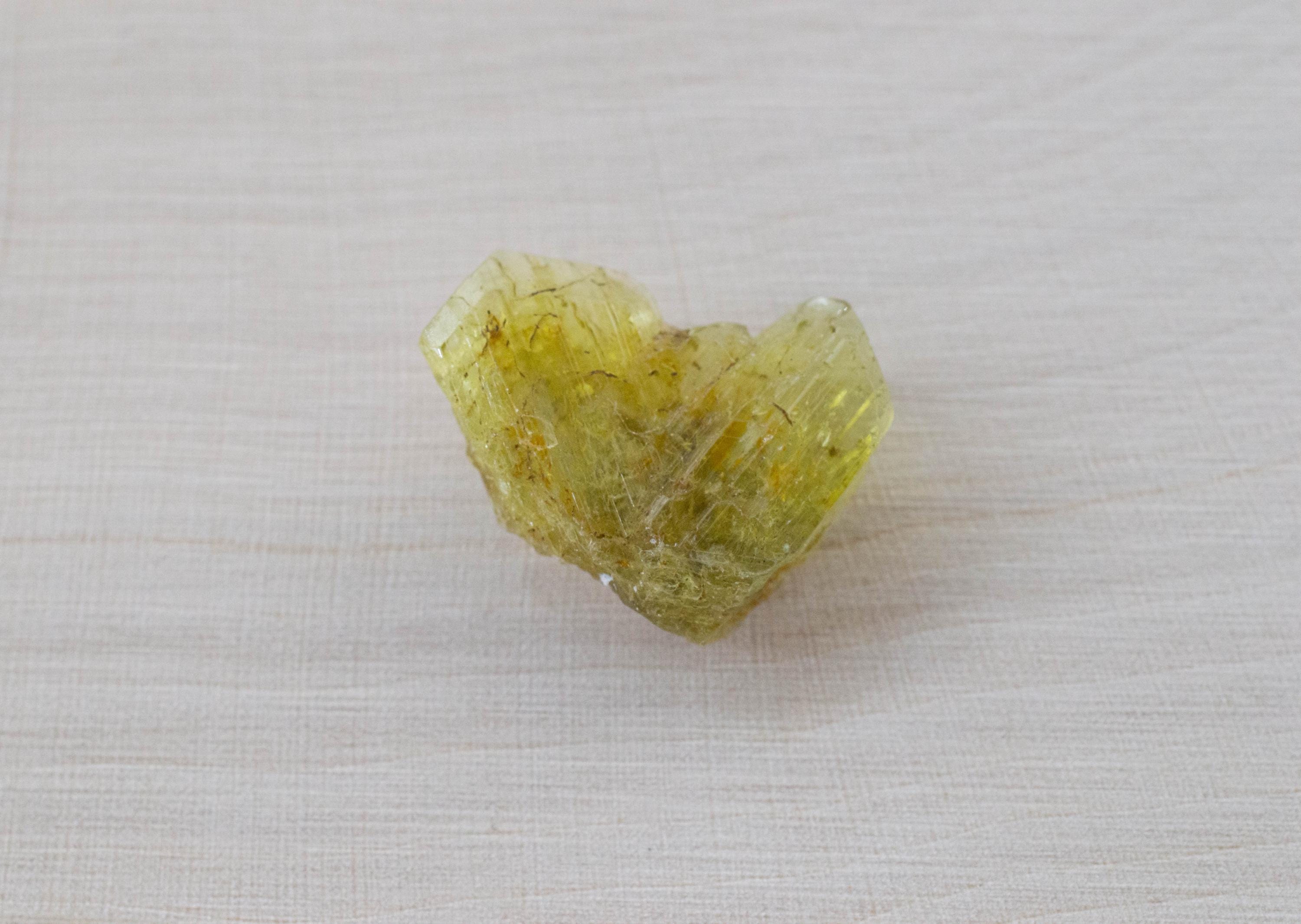 Chrysoberyl Pegmatite, Natural Untreated Twin Chrysoberyl Specimen; 6.710cts