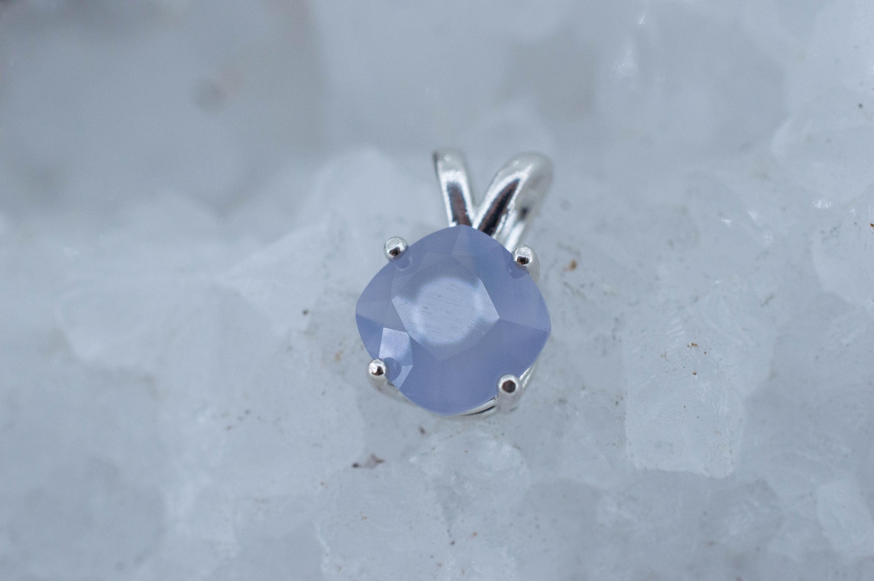 Blue Agate Pendant; Natural Untreated Namibia Agate; 1.940cts
