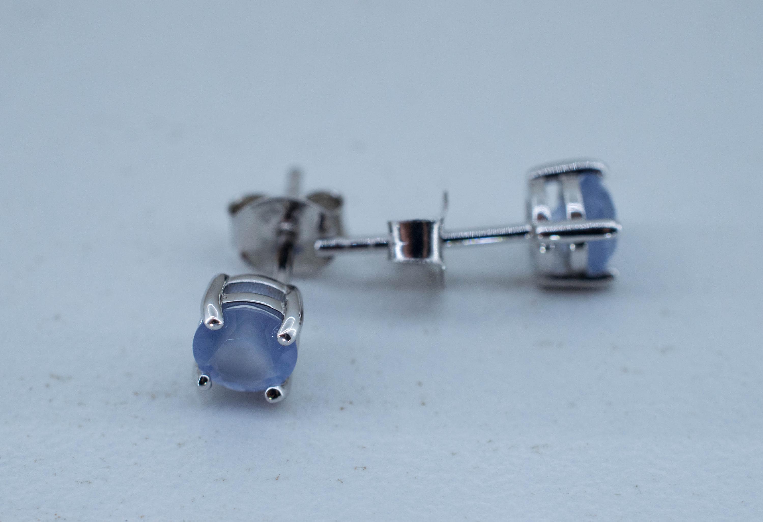 Blue Agate Earrings; Natural Untreated Namibia Agate; 0.960cts