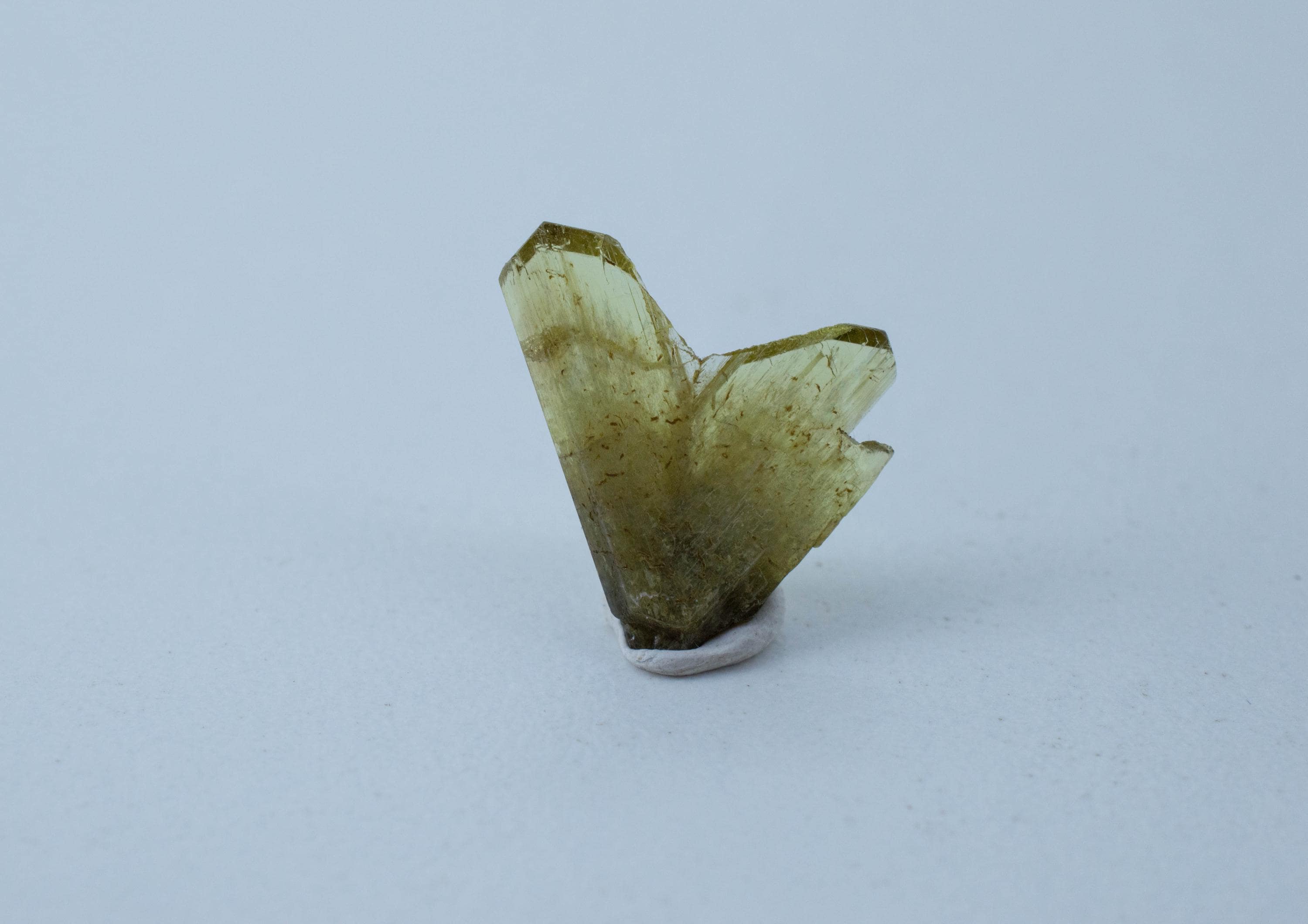 Chrysoberyl Pegmatite, Natural Untreated Twin Chrysoberyl Specimen; 4.695cts