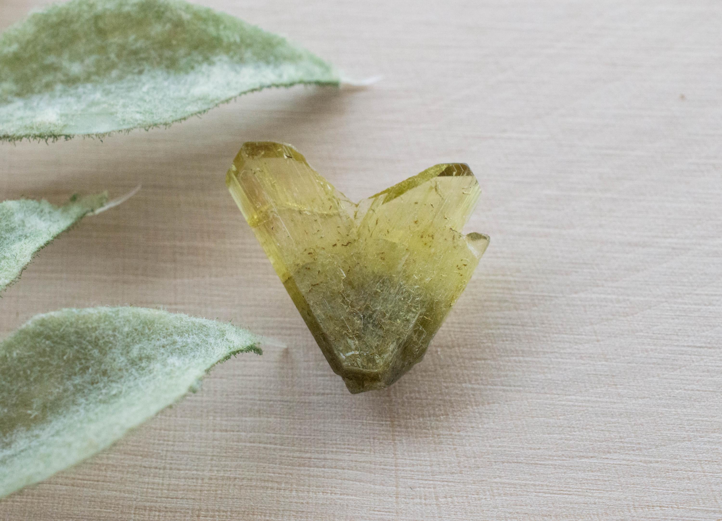 Chrysoberyl Pegmatite, Natural Untreated Twin Chrysoberyl Specimen; 4.695cts